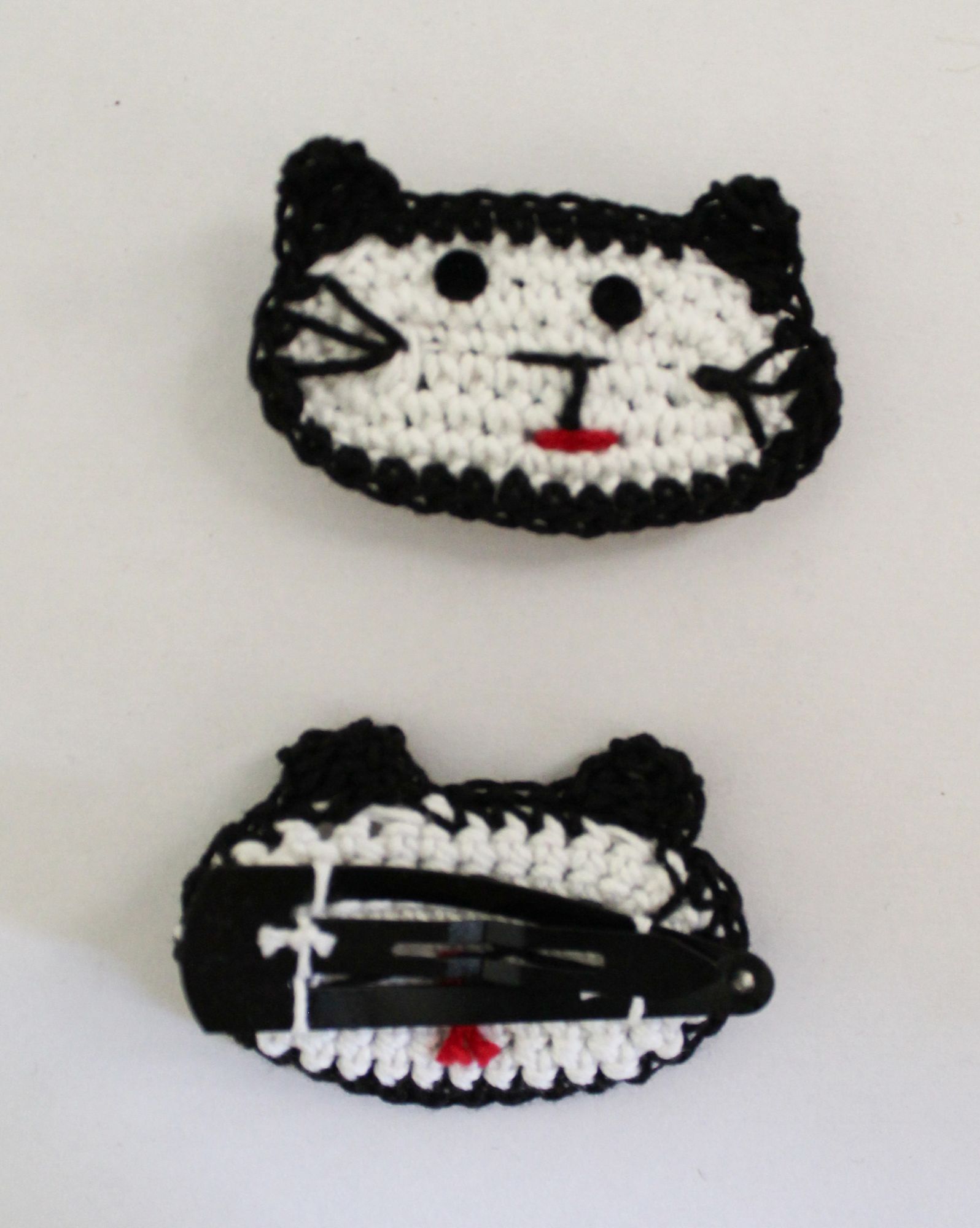 Handmade Crochet Cat Tic Tac Hair Pins for Girls - Black Woonie