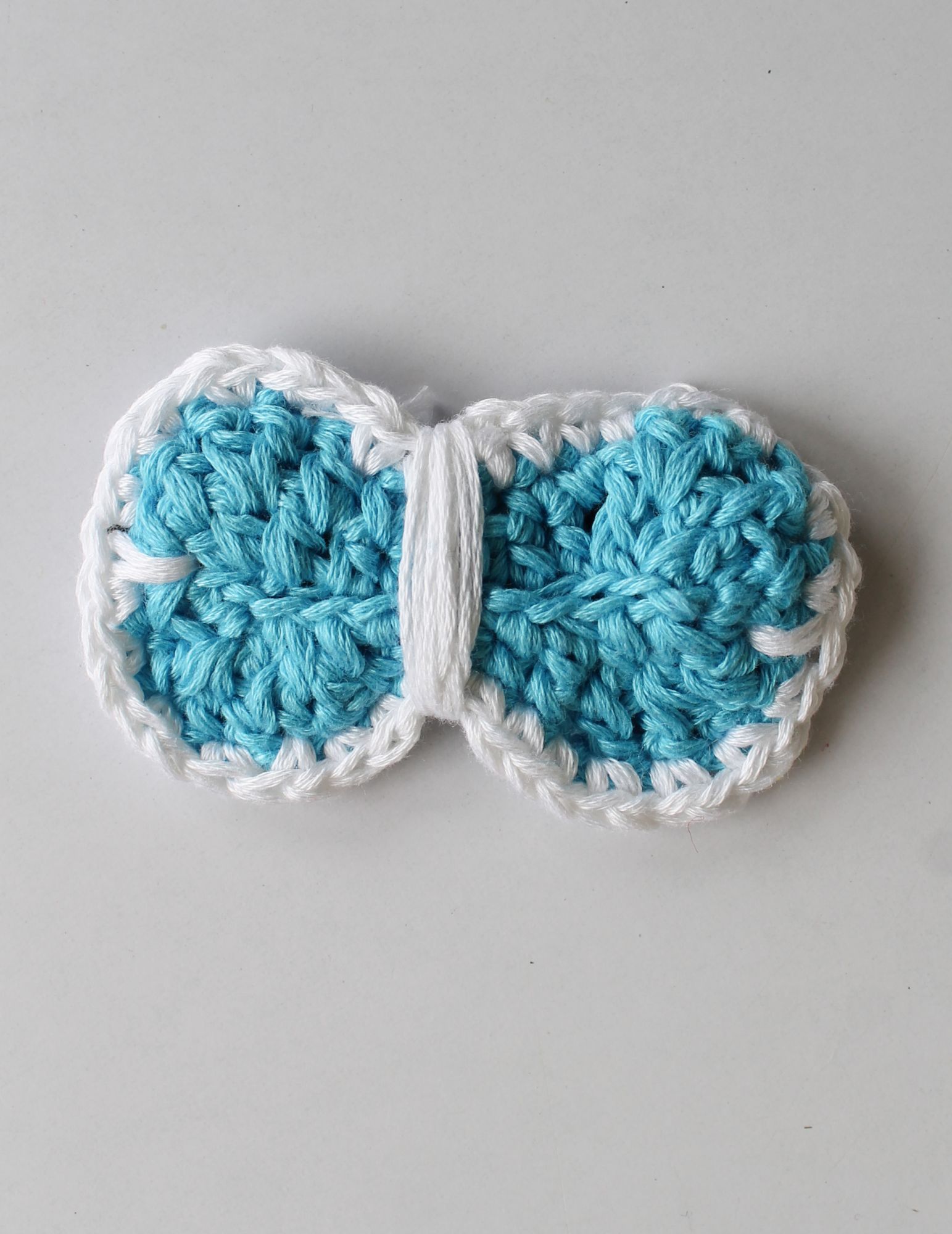 Handmade Crochet Dual Shade Tic Tac Hair Pins for Girls - Blue and White Woonie