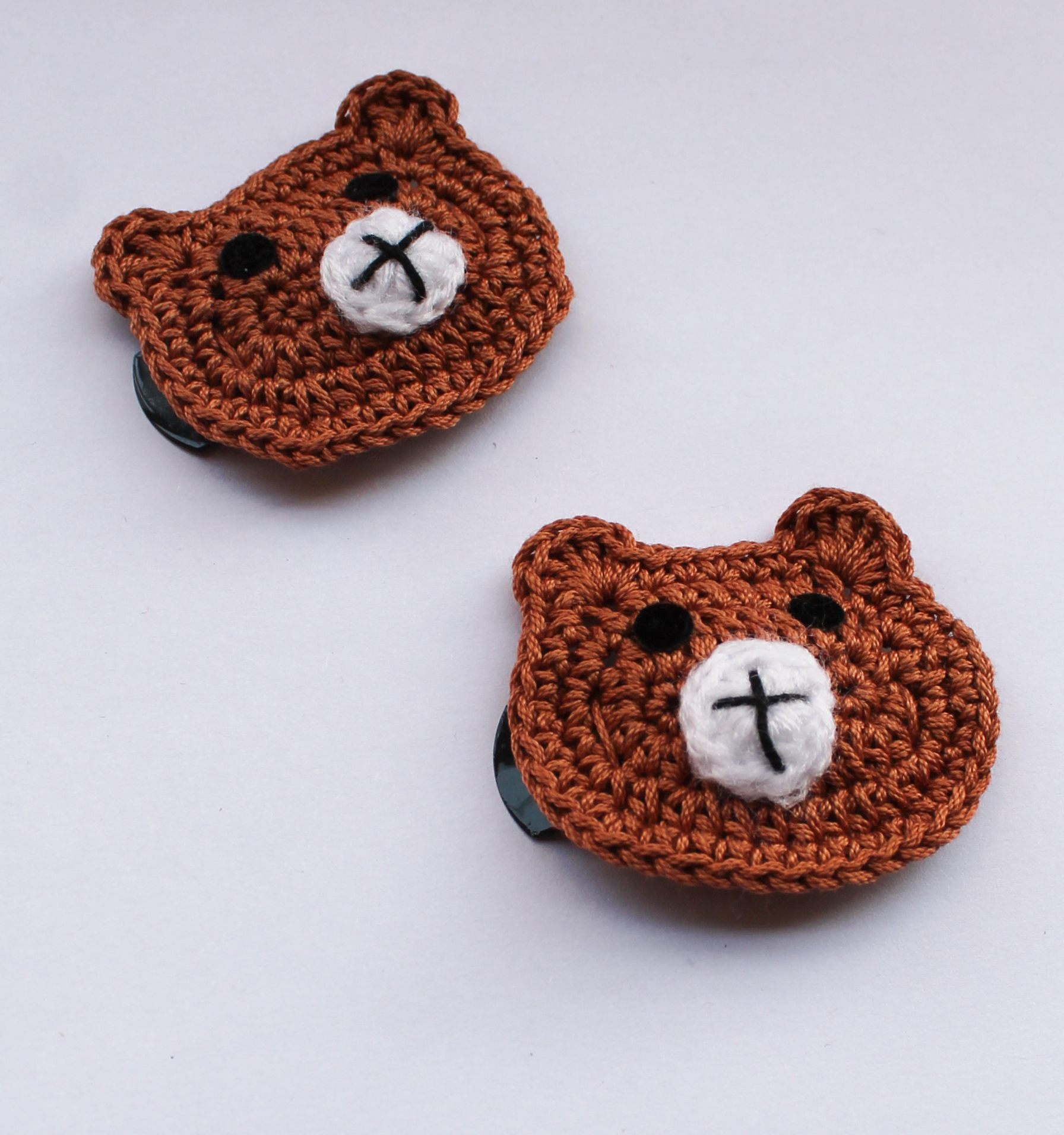 Woonie Handmade Crochet Bear Design Set of 2 Hair Clips - Brown