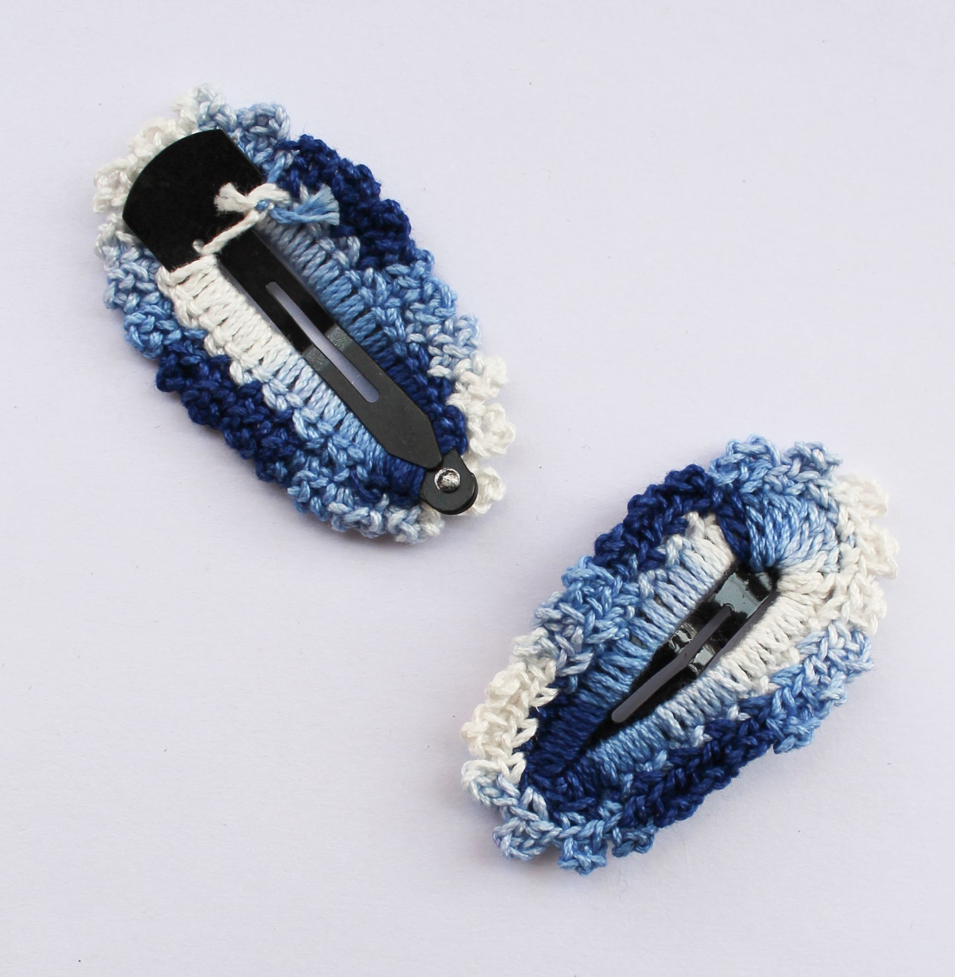 Woonie Handmade Set of 2 Hair Clips - Blue