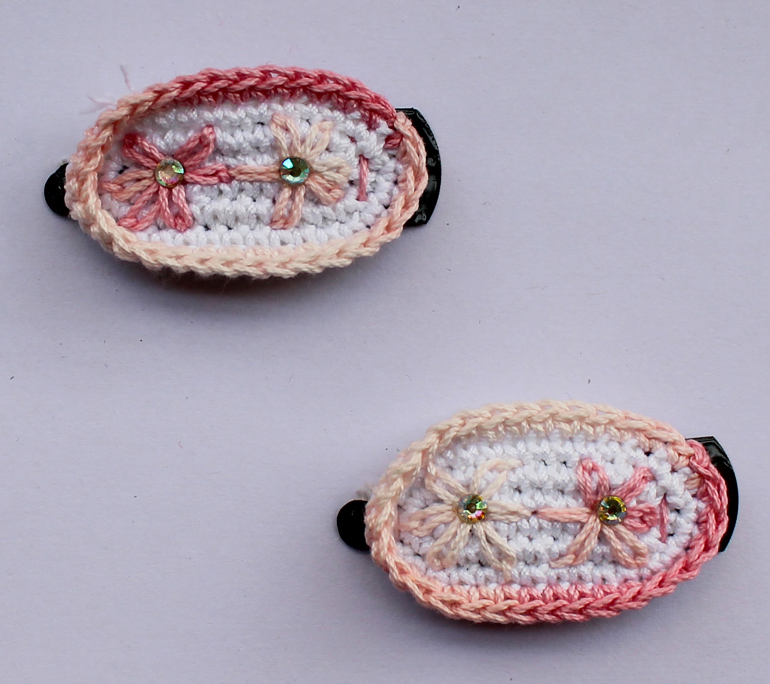 Woonie Handmade Set of 2 Hair Clips - Pink