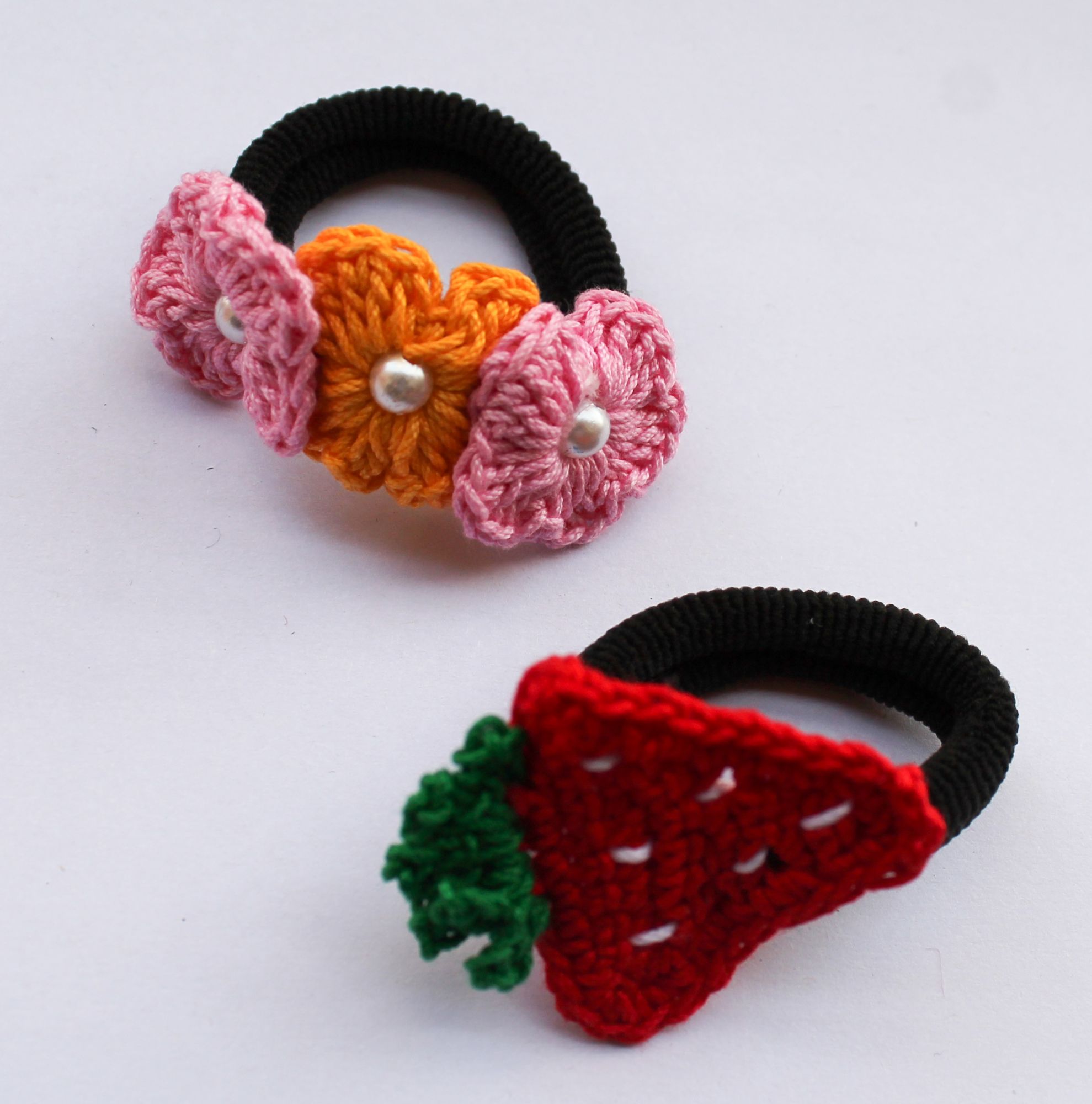Woonie Handmade Strawberry & Floral Set of 2 Rubber Bands - Multi Color
