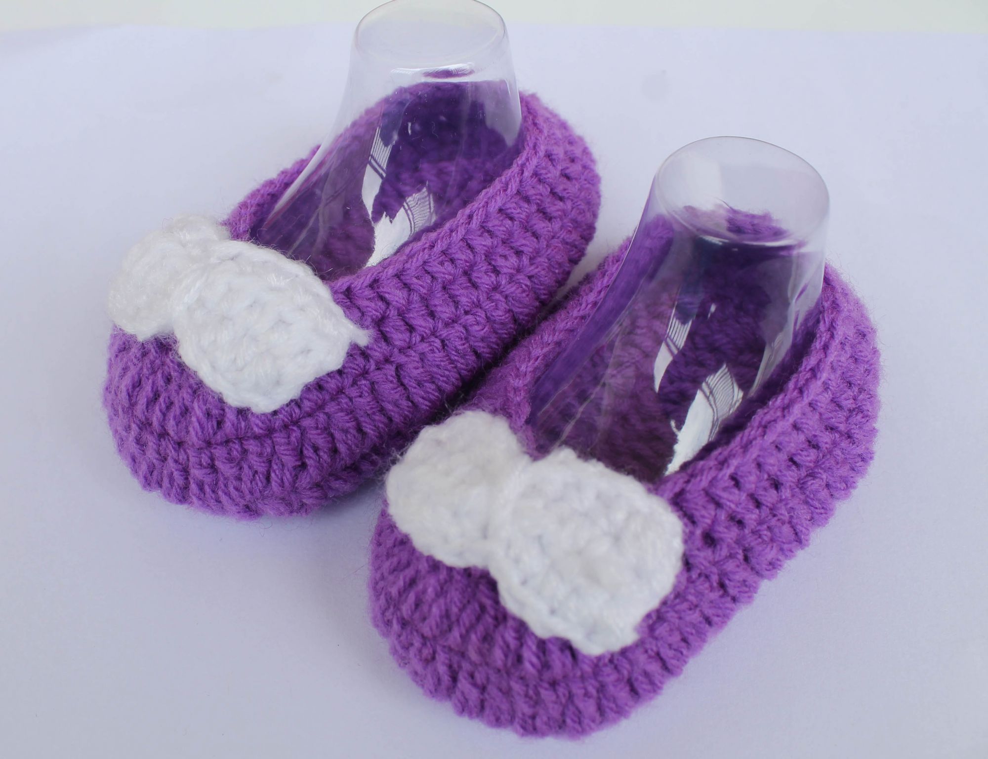 Woonie Bow Decorated Handmade Bow Booties - Purple