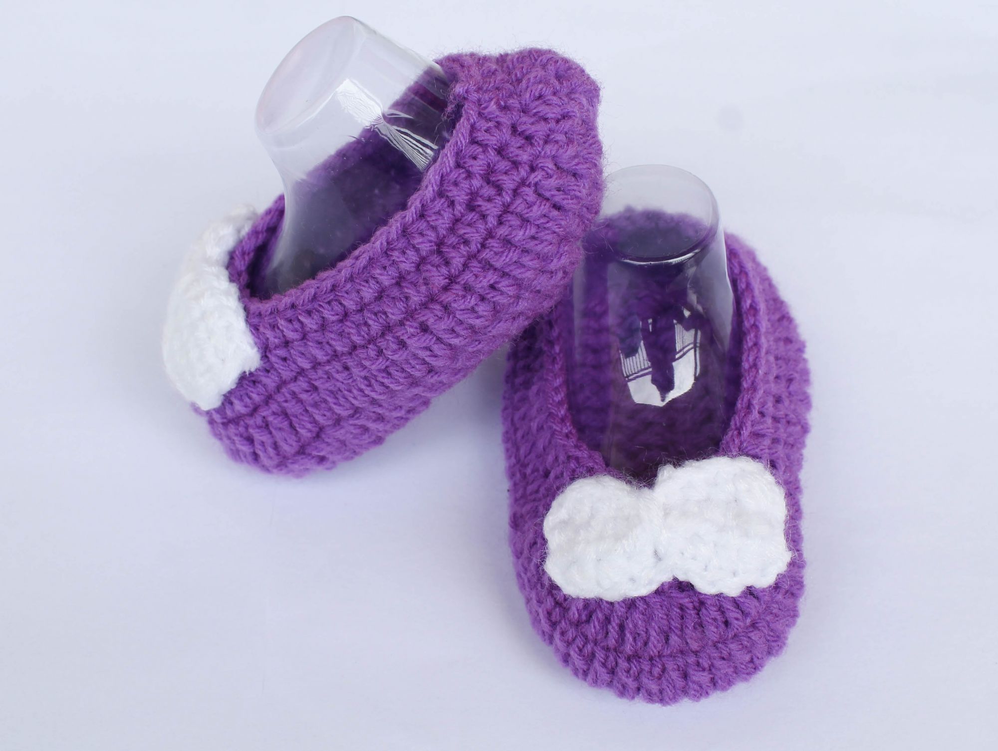 Woonie Bow Decorated Handmade Bow Booties - Purple