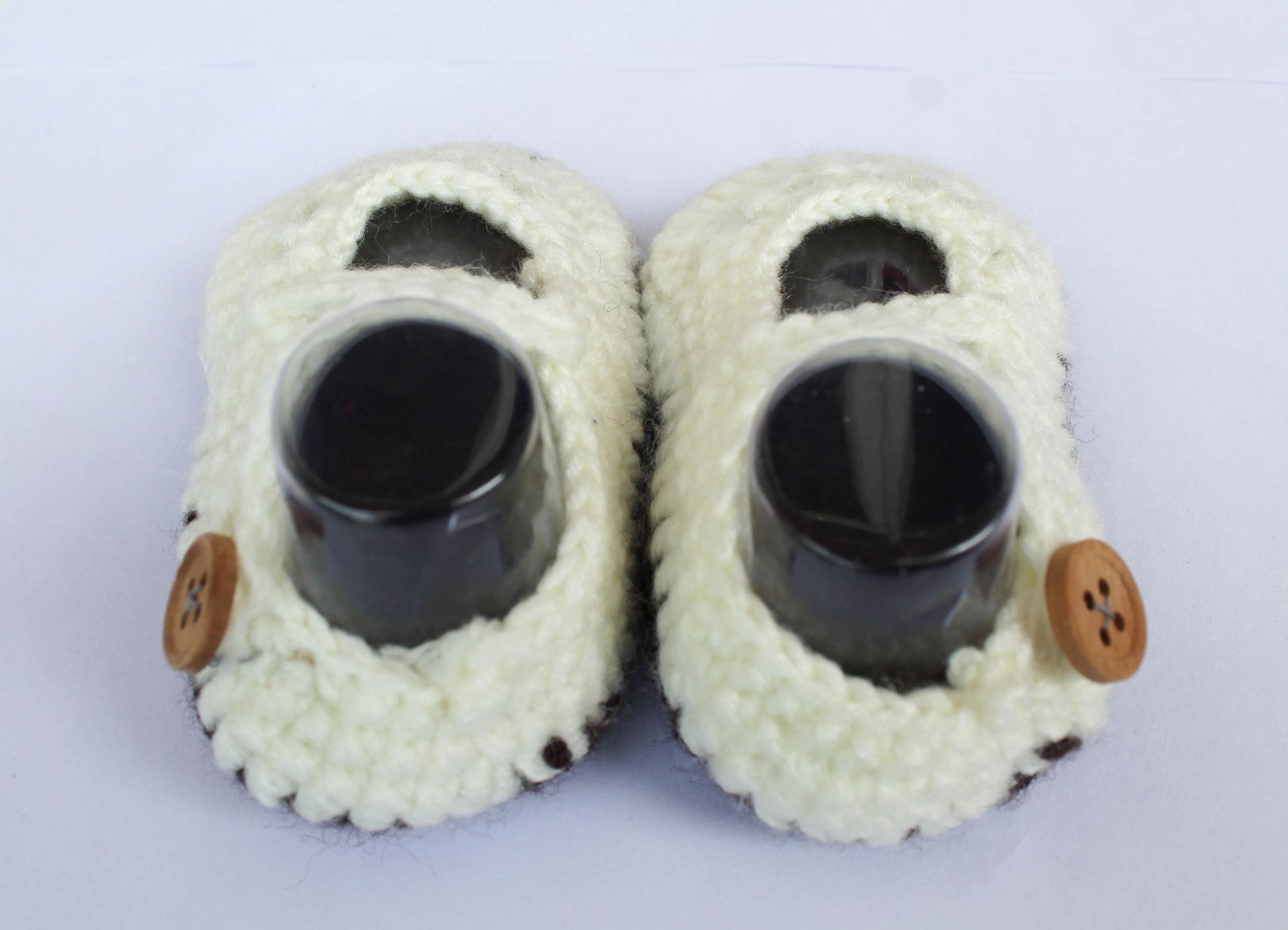 Woonie Handmade Solid Booties - Off White