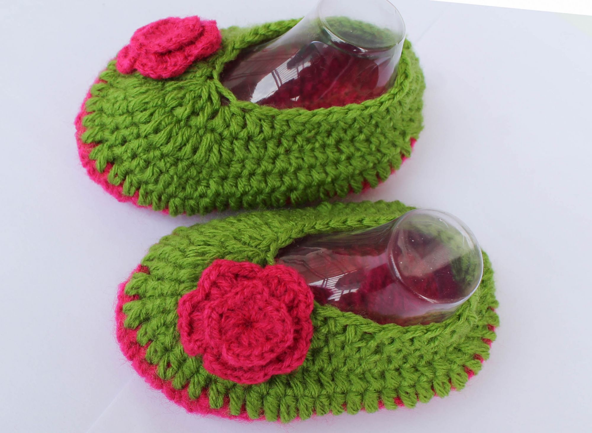 Woonie Flower Decorated Booties - Green