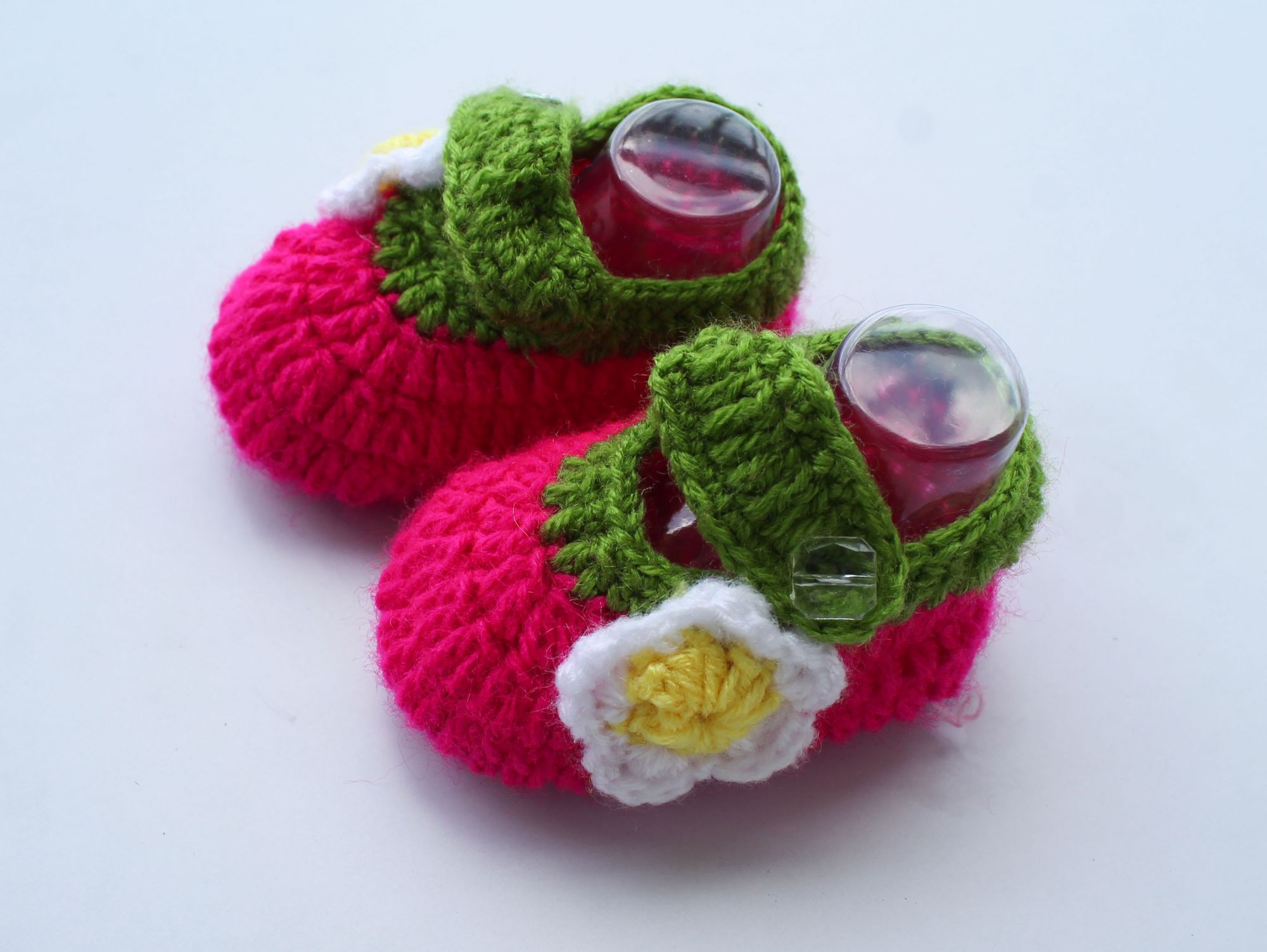 Woonie Handmade Crochet Flower Design Booties - Pink