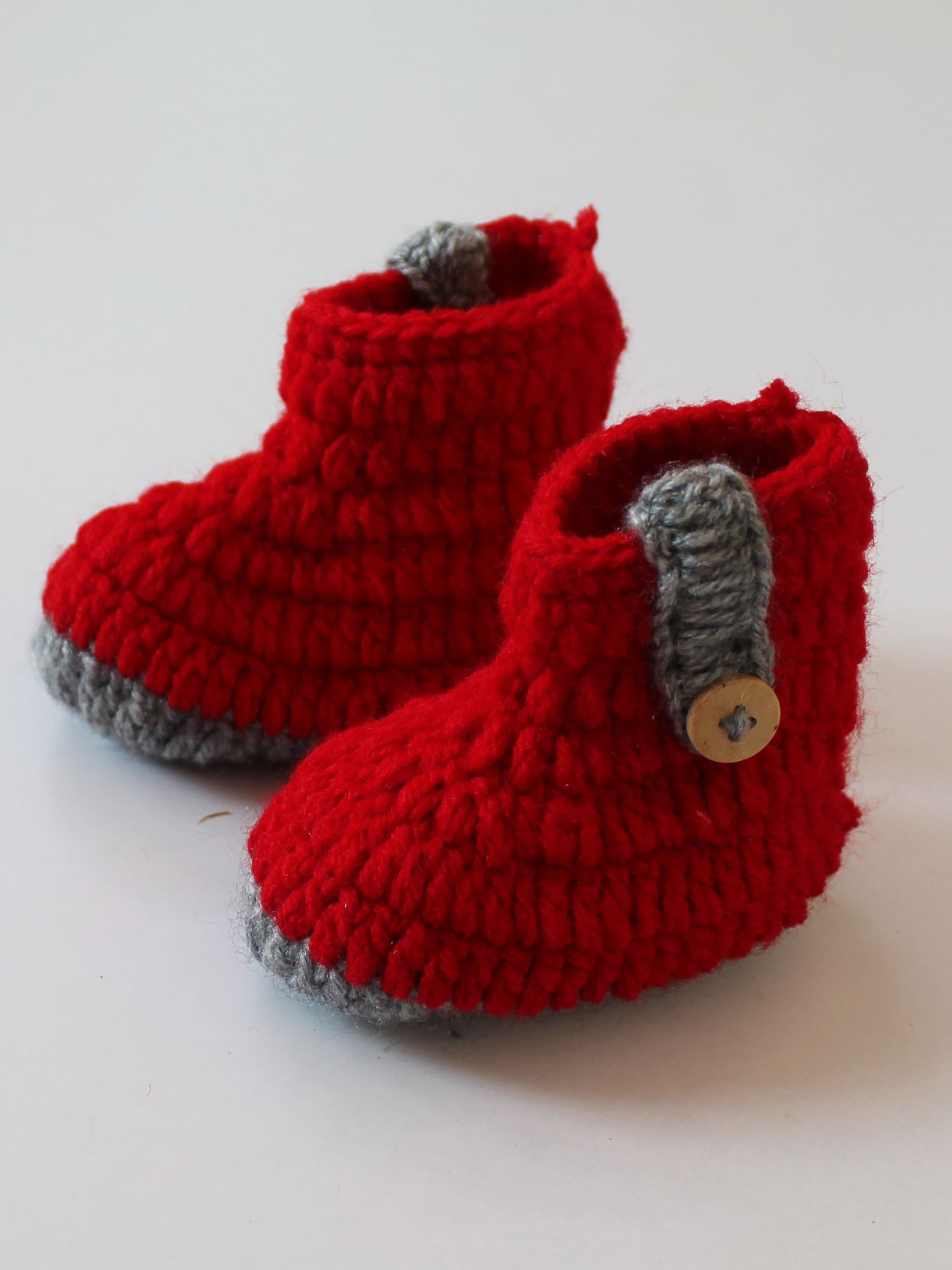Woonie Handmade Solid Booties - Red