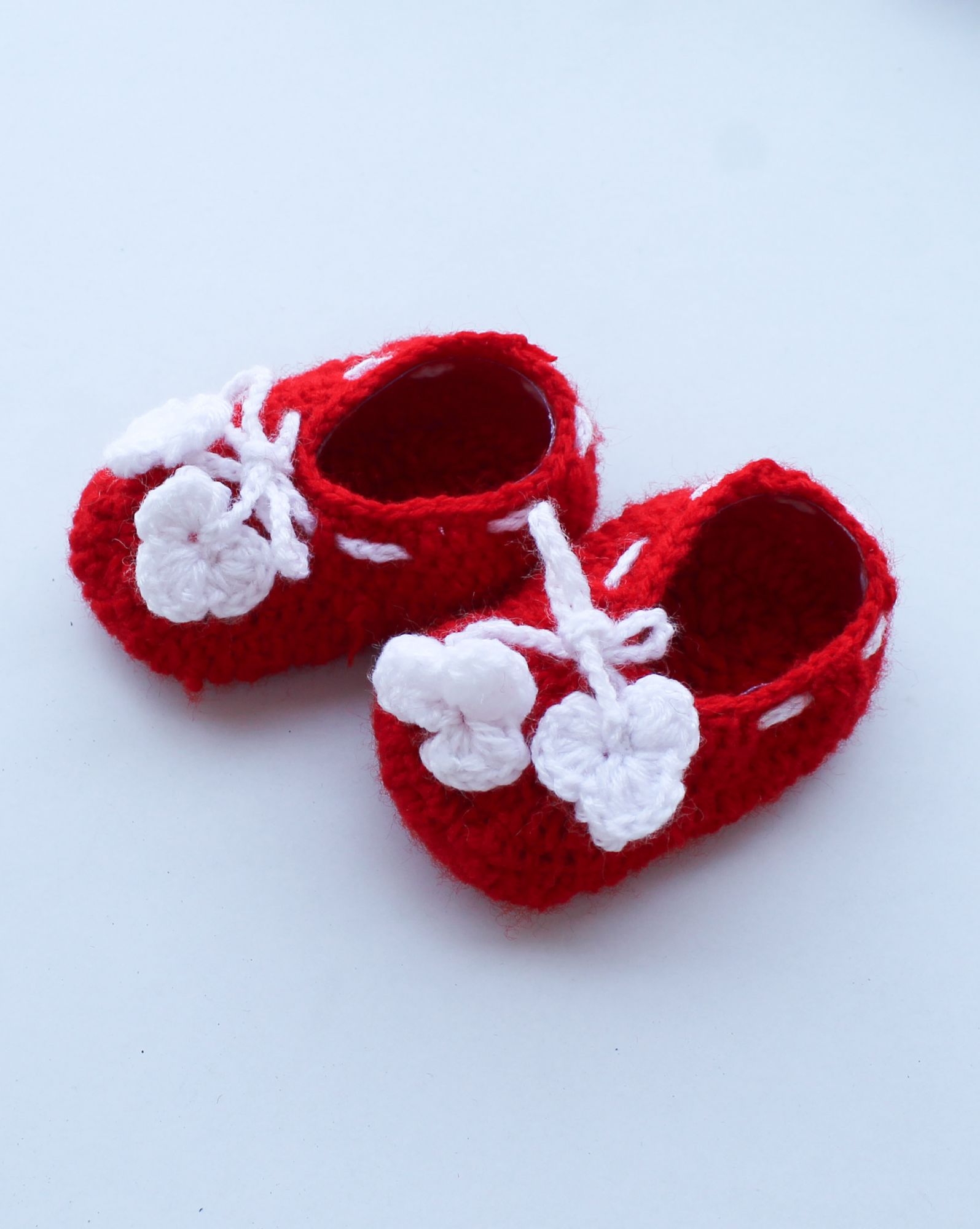 Woonie Handmade Flower Design Booties - Red