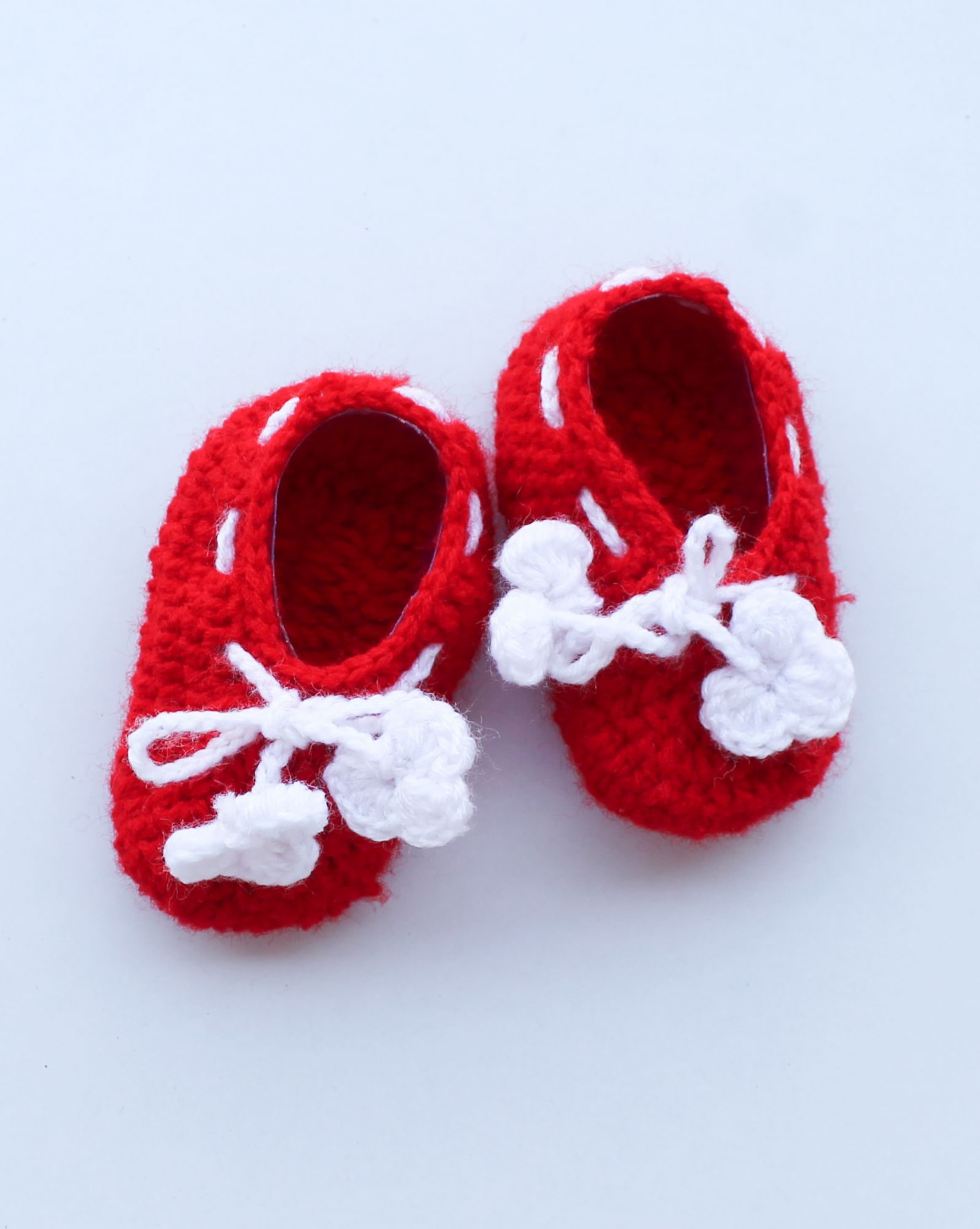 Woonie Handmade Flower Design Booties - Red