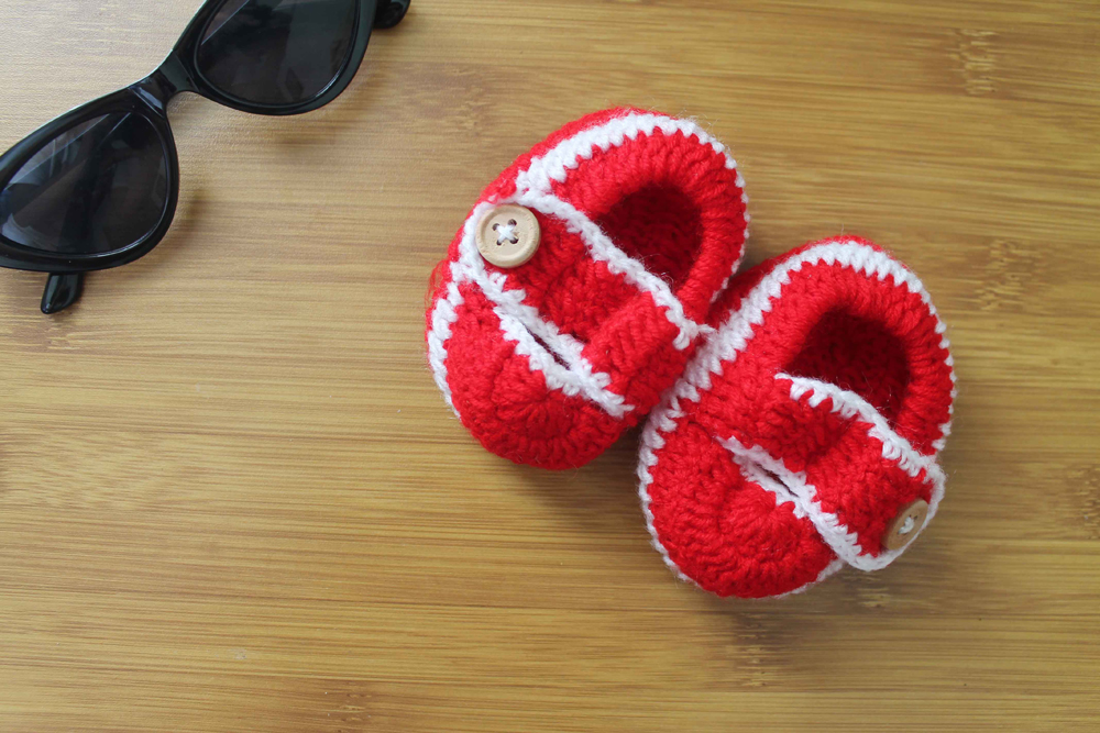 Red Handmade Woolen Booties