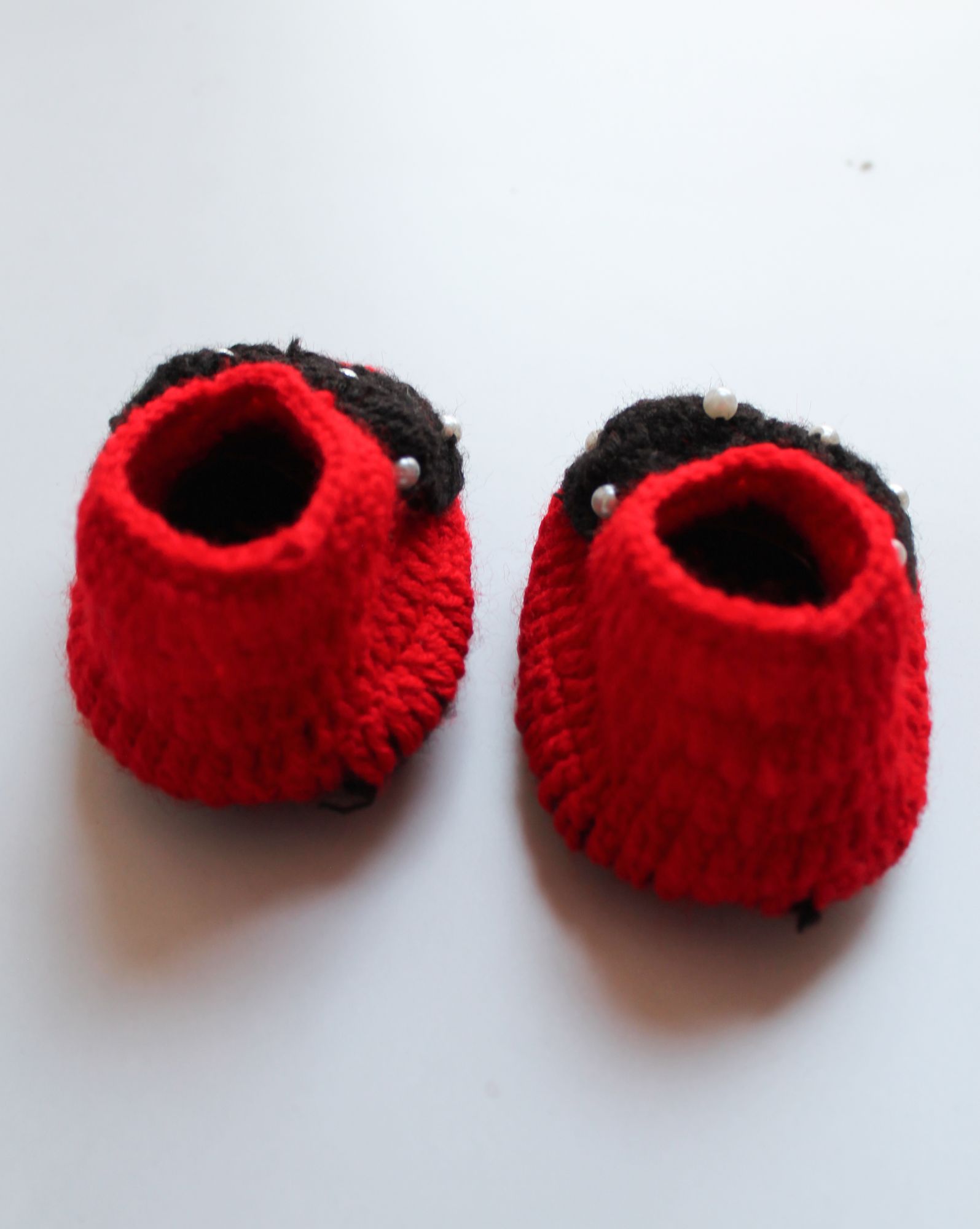 Woonie Handmade Bow Pearl Booties - Red