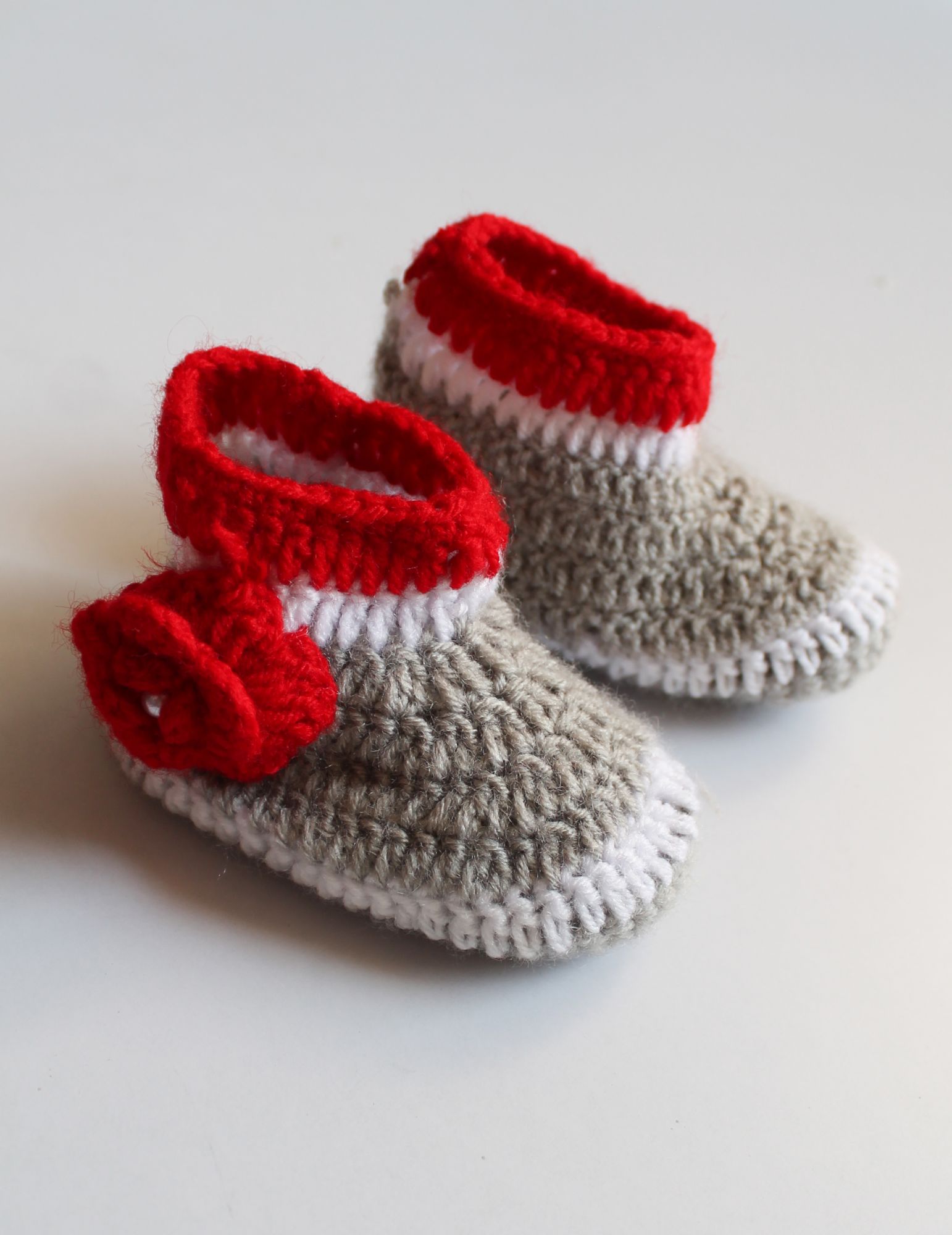 Woonie Handmade Flower Design Booties - Red