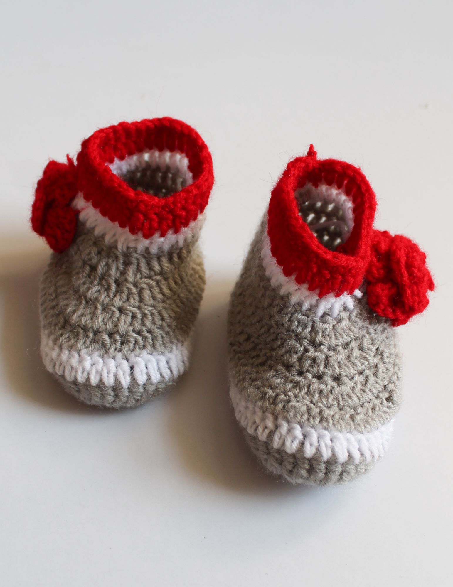 Woonie Handmade Flower Design Booties - Red
