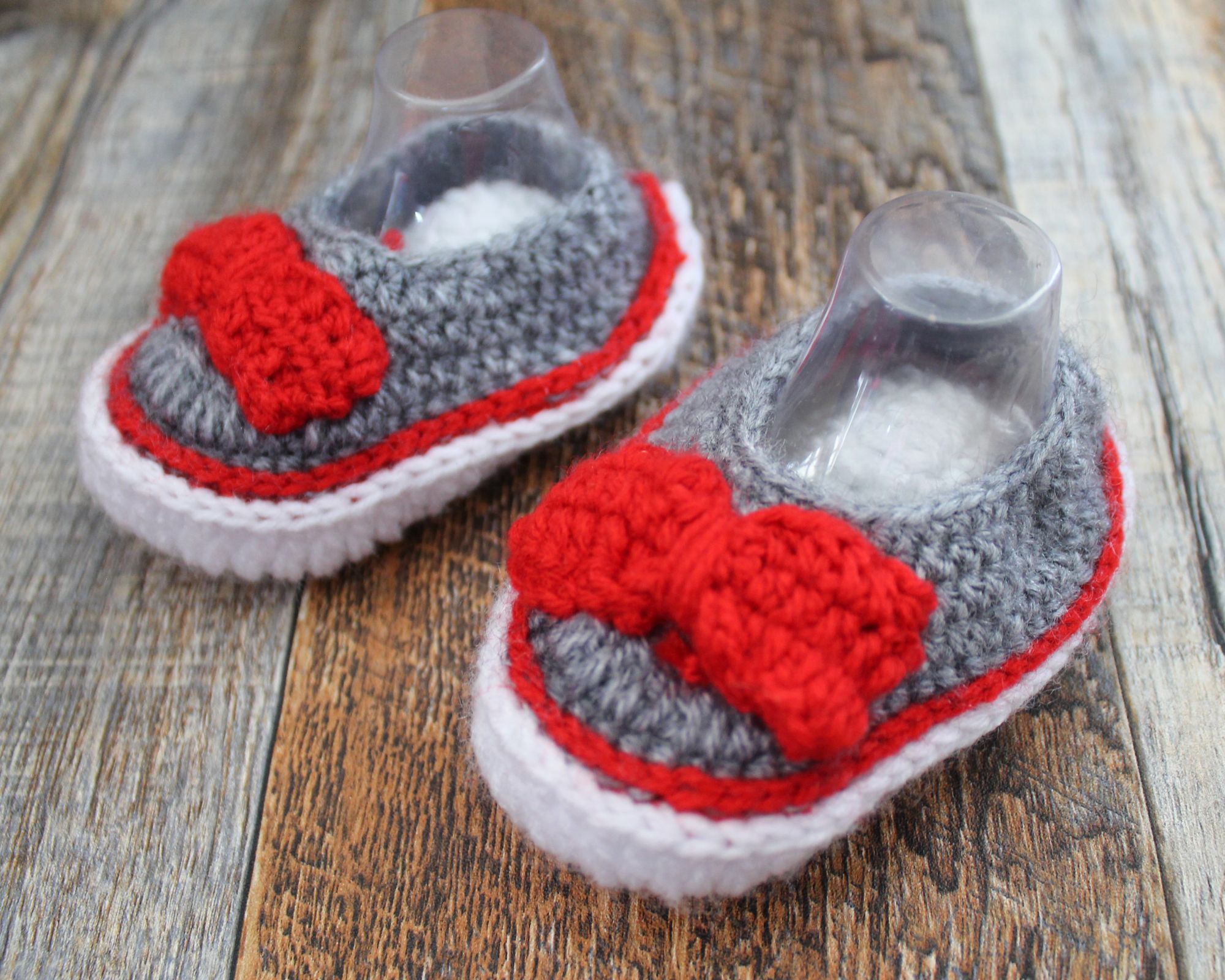 Woonie Handmade Bow Design Booties - Grey