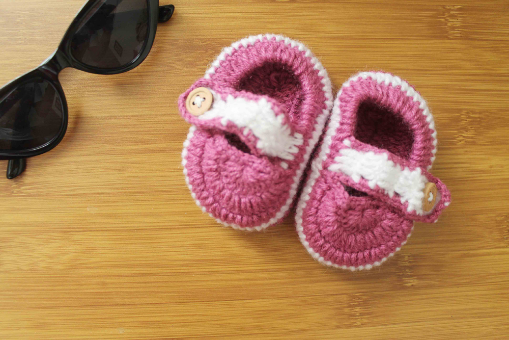 Purple Handmade Woolen Booties