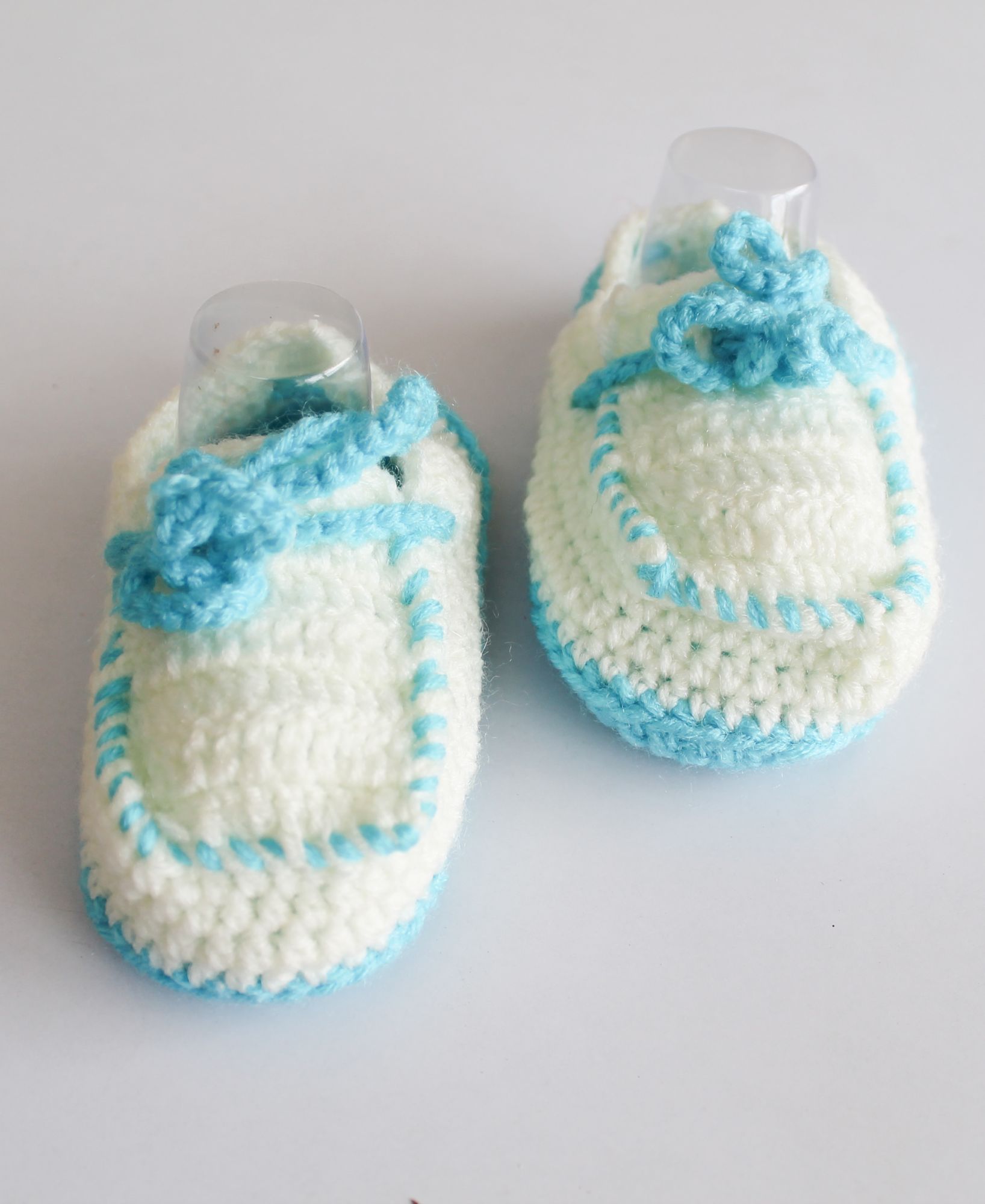 Woonie Handmade Booties - Blue & White