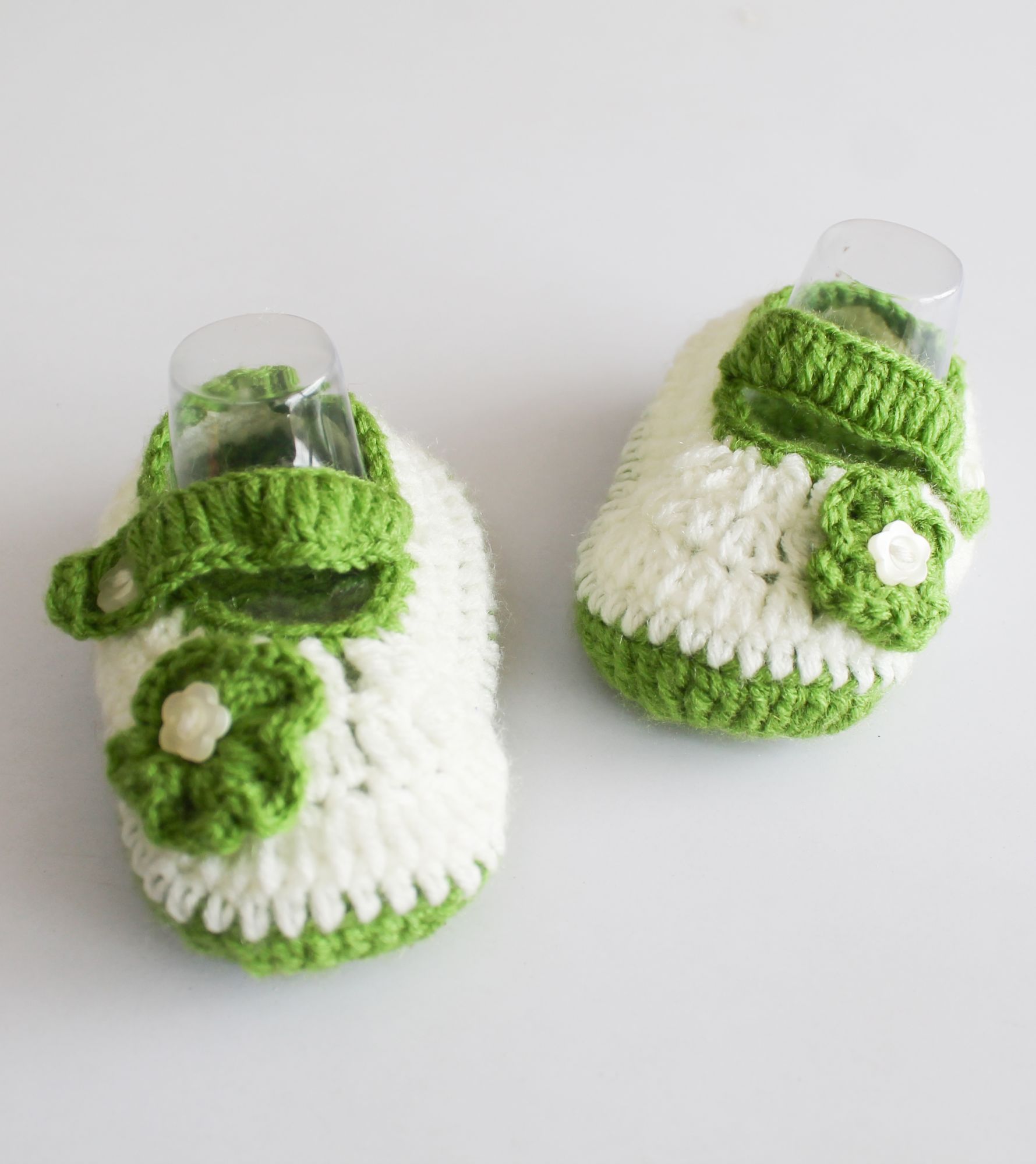 Woonie Handmade Flower Design Booties - Green