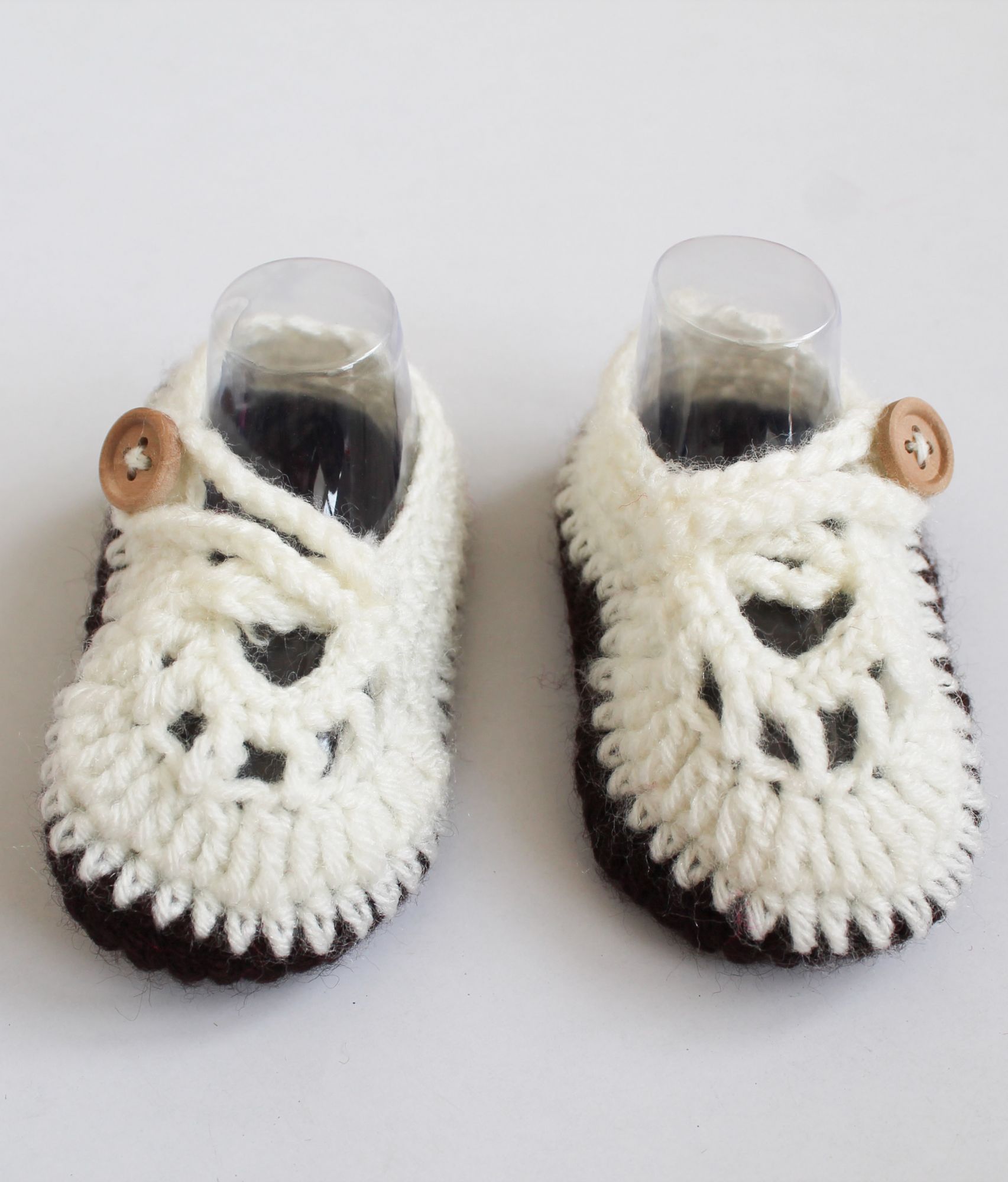 Woonie Handmade Solid Booties - Cream