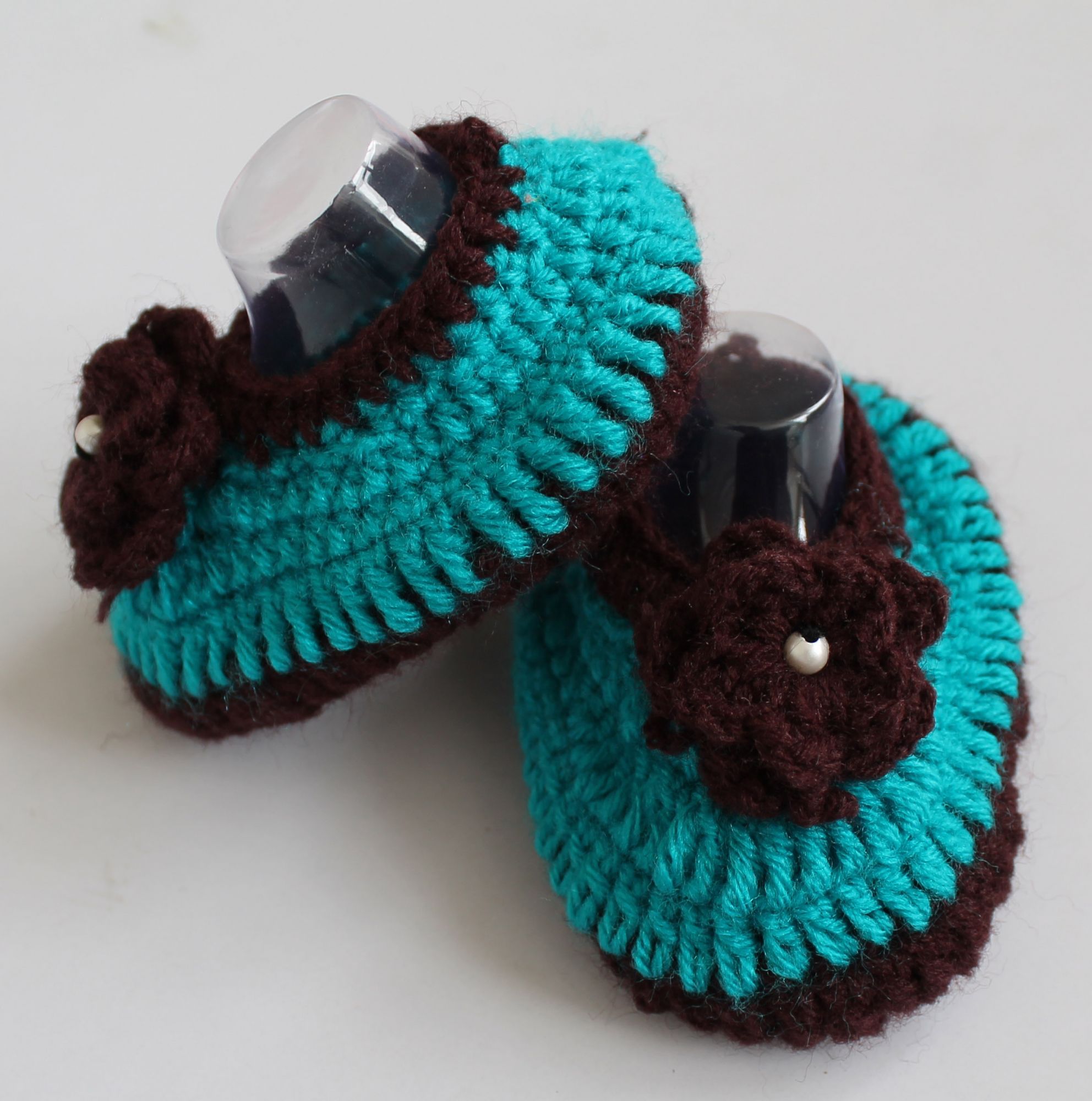 Woonie Handmade Flower Design Booties - Green