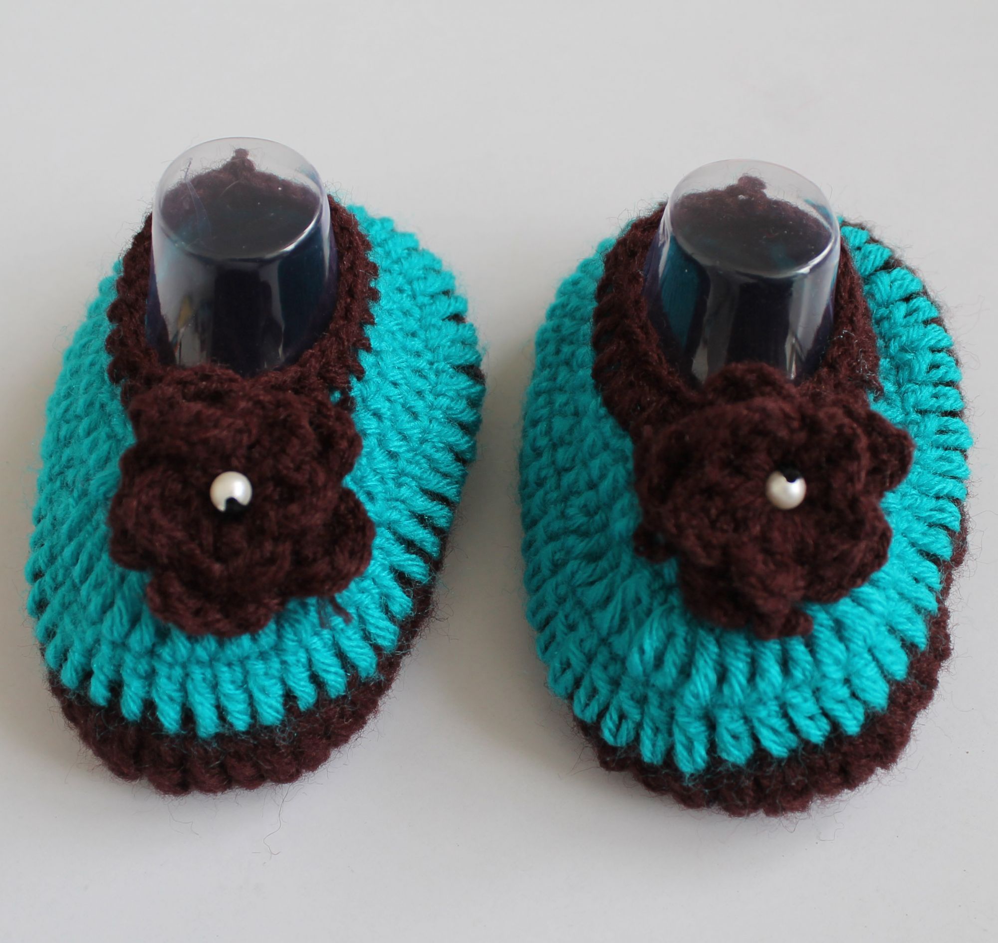 Woonie Handmade Flower Design Booties - Green