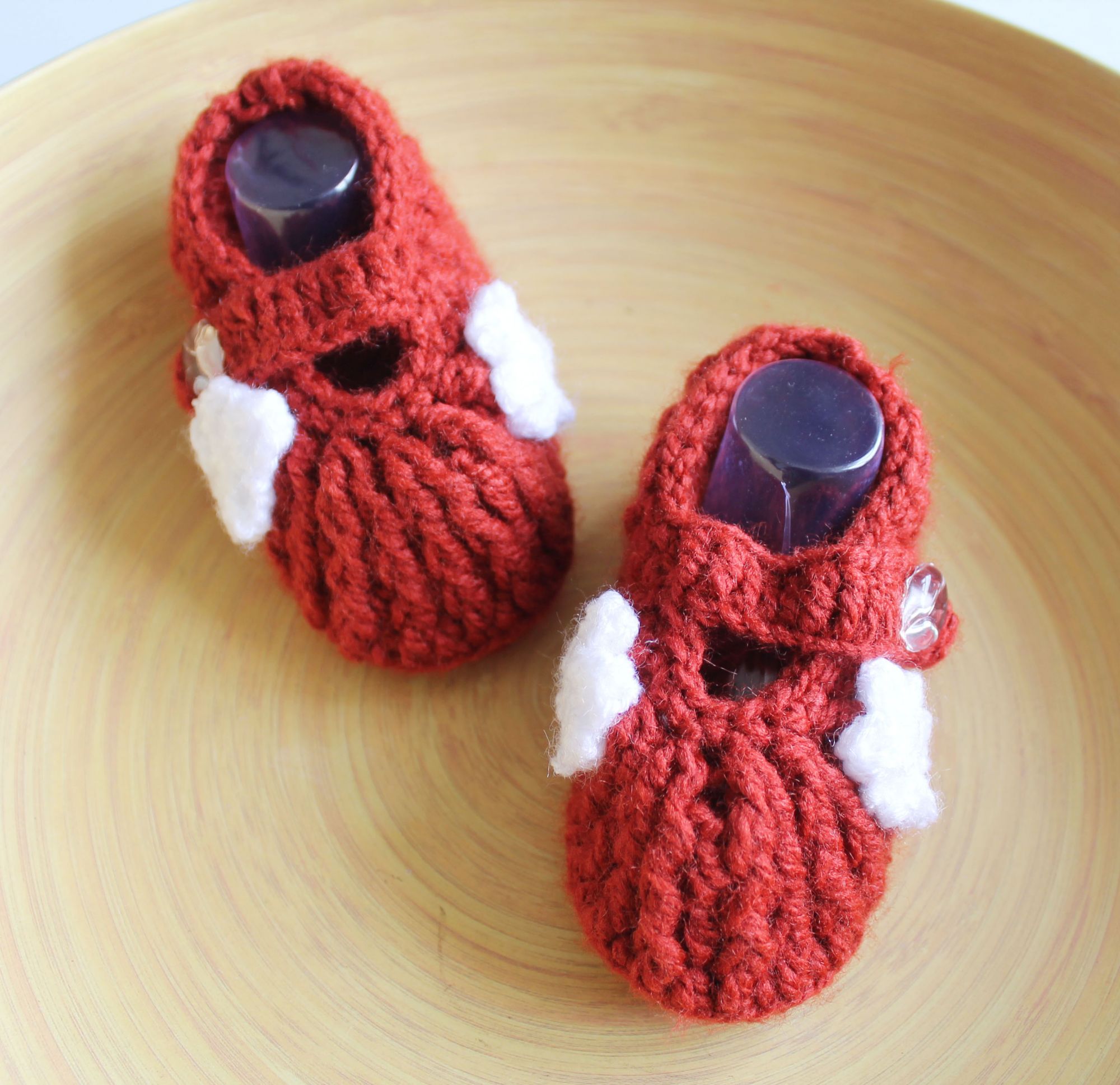 Woonie Handmade Flower Design Booties-Maroon