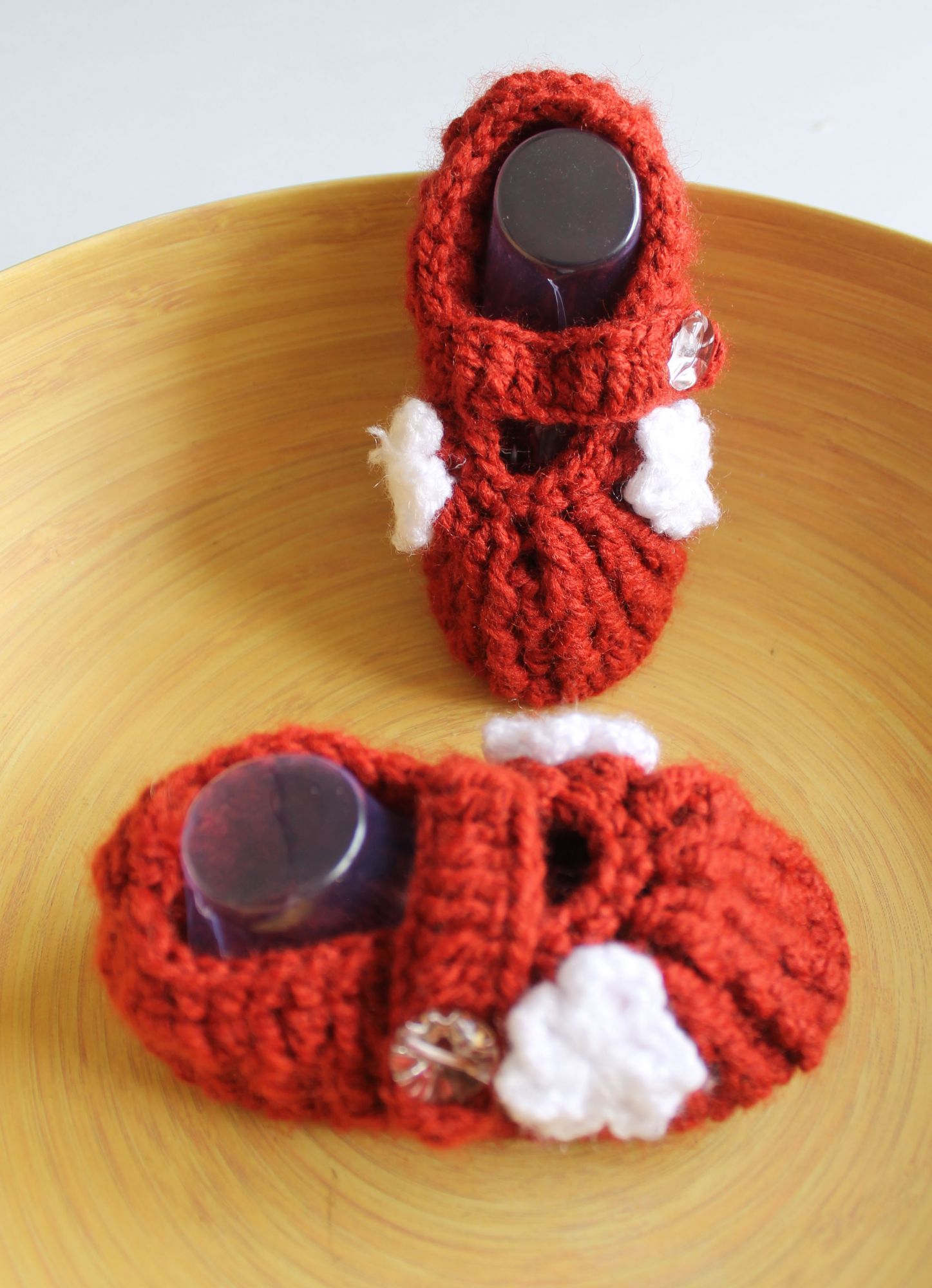 Woonie Handmade Flower Design Booties-Maroon