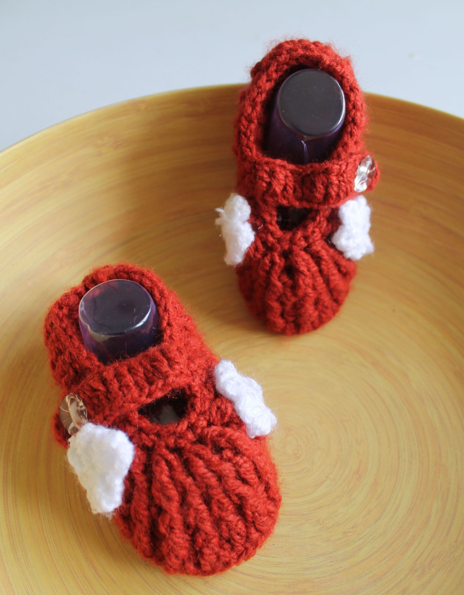 Woonie Handmade Flower Design Booties-Maroon