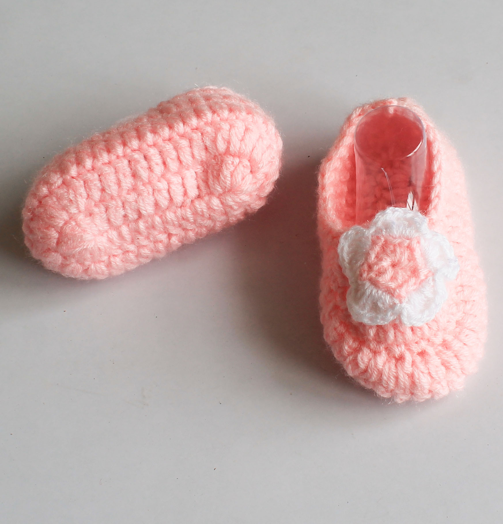 Woonie Handmade Flower Design Booties - Pink