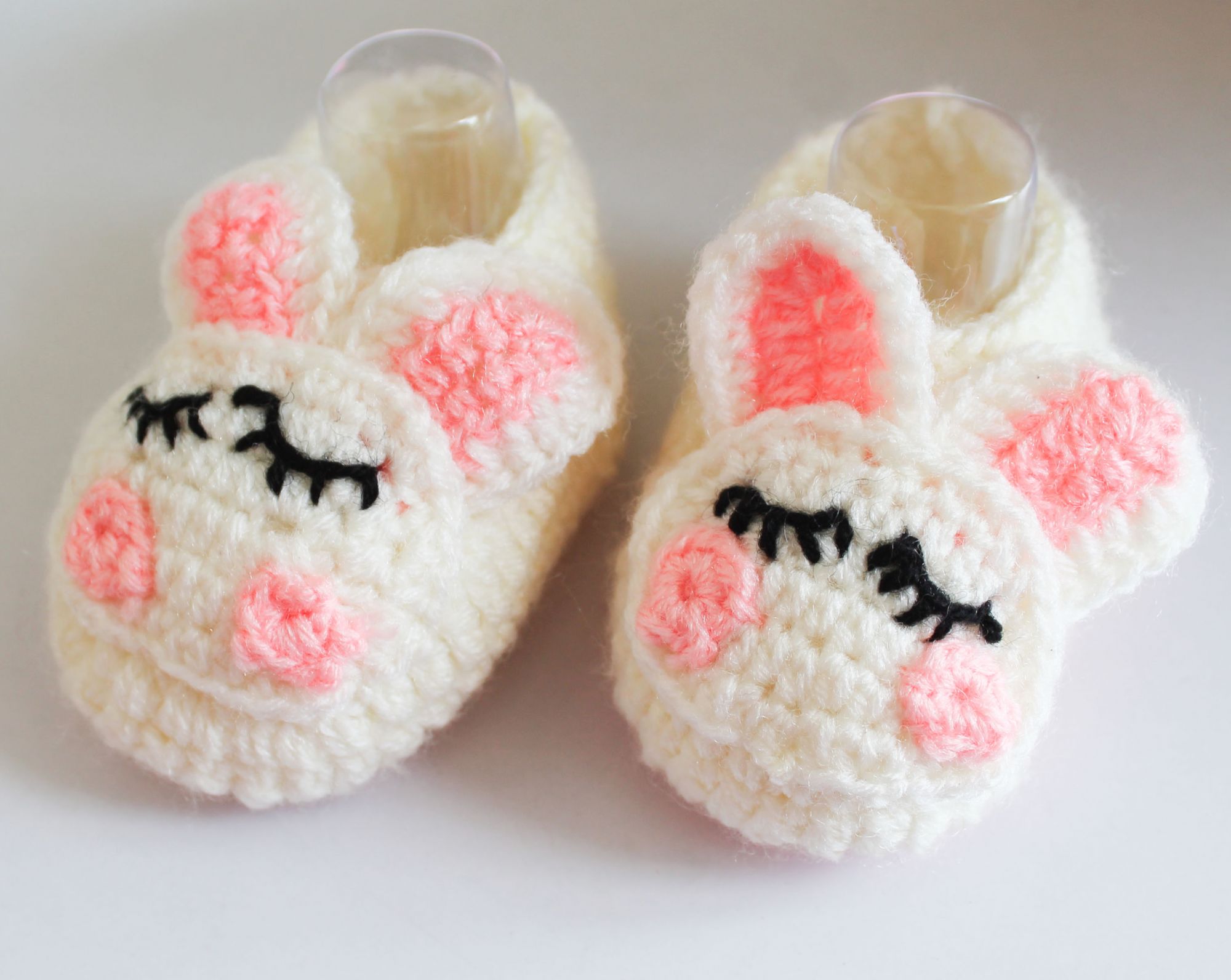 Woonie Handmade Bunny Design Booties - Cream