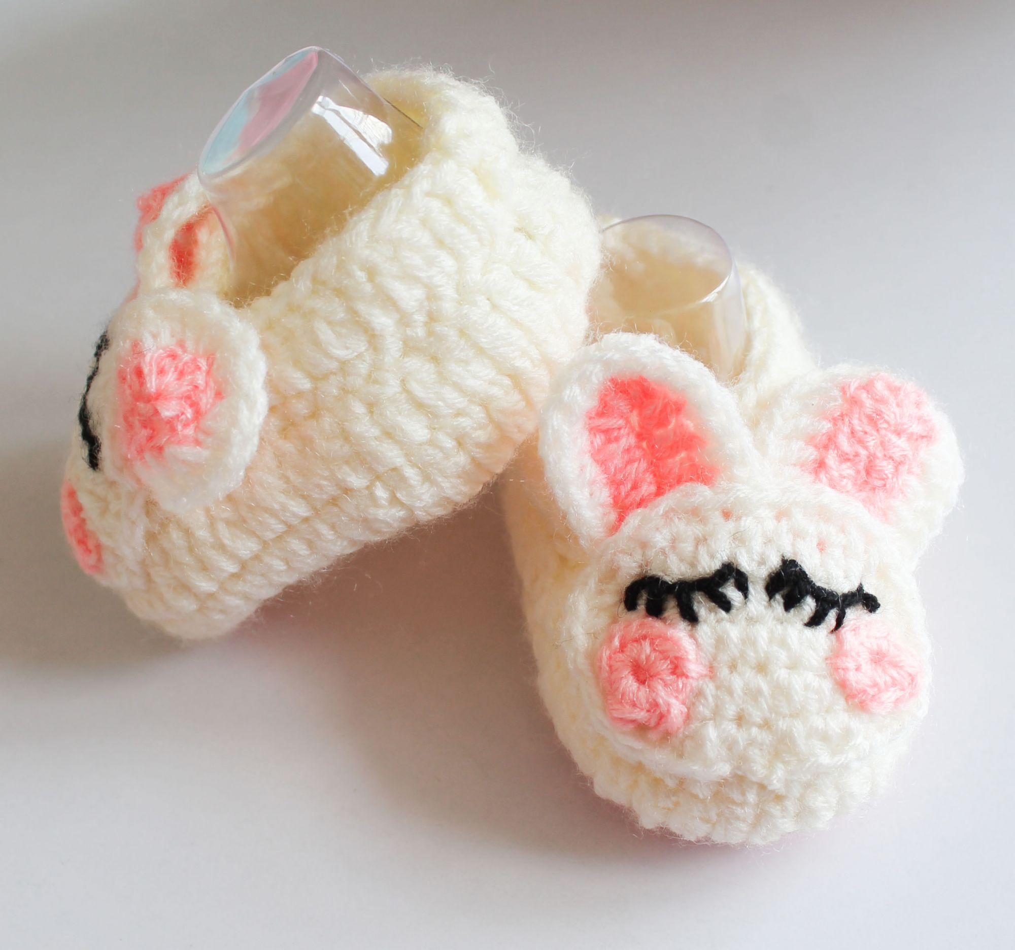 Woonie Handmade Bunny Design Booties - Cream