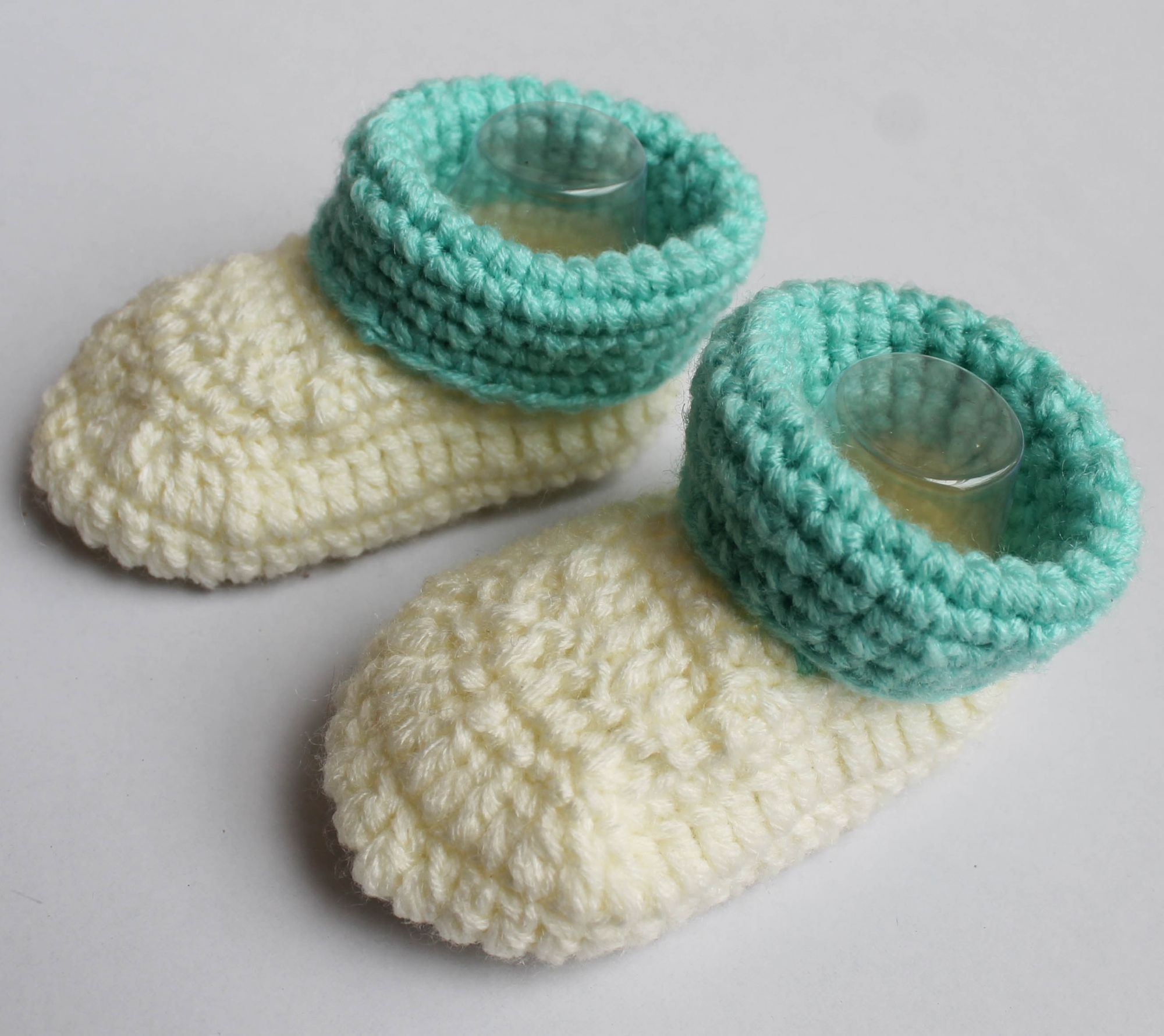 Woonie Handmade Dual Shaded Booties-Cream