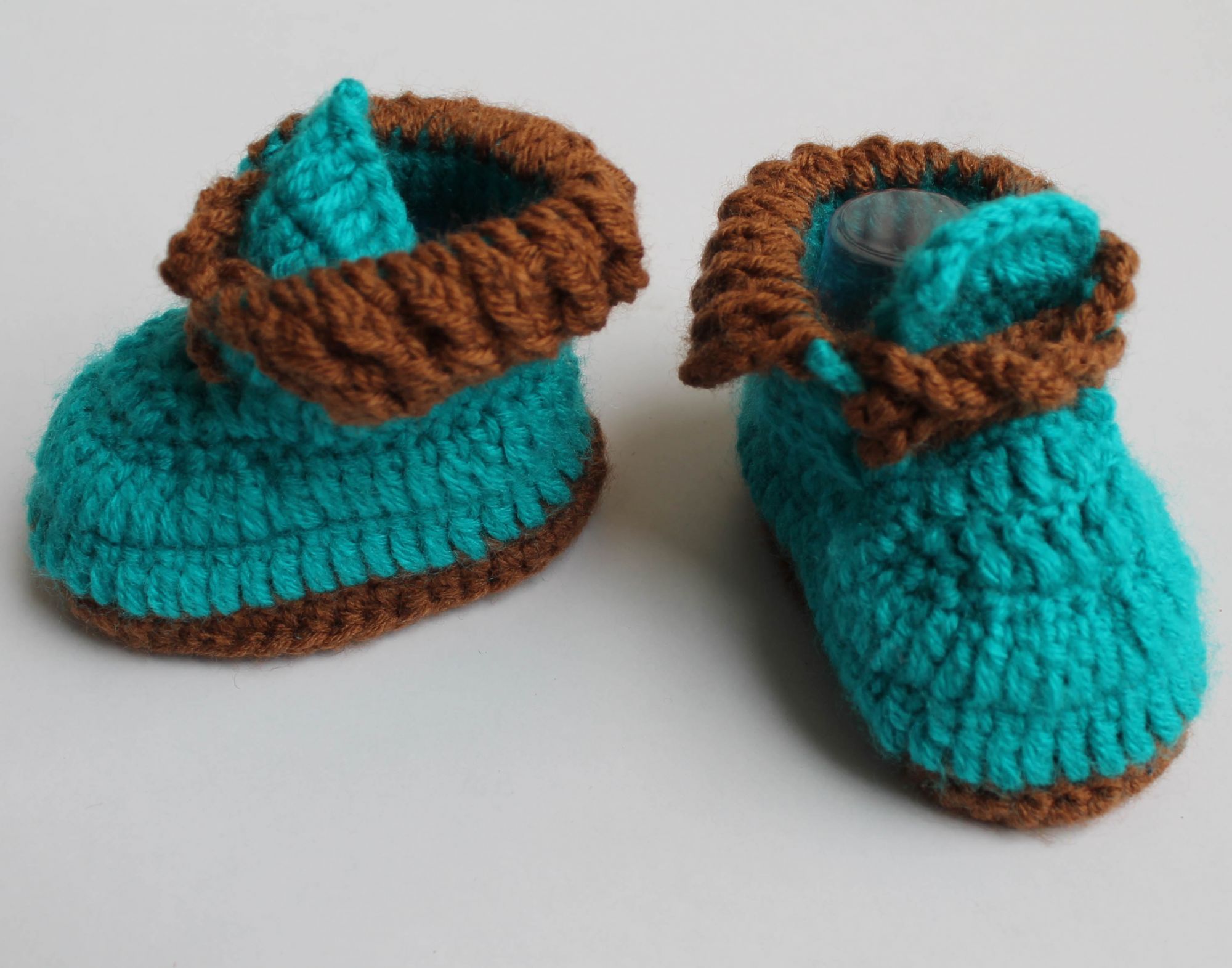 Woonie Handmade Dual Shaded Booties-Green