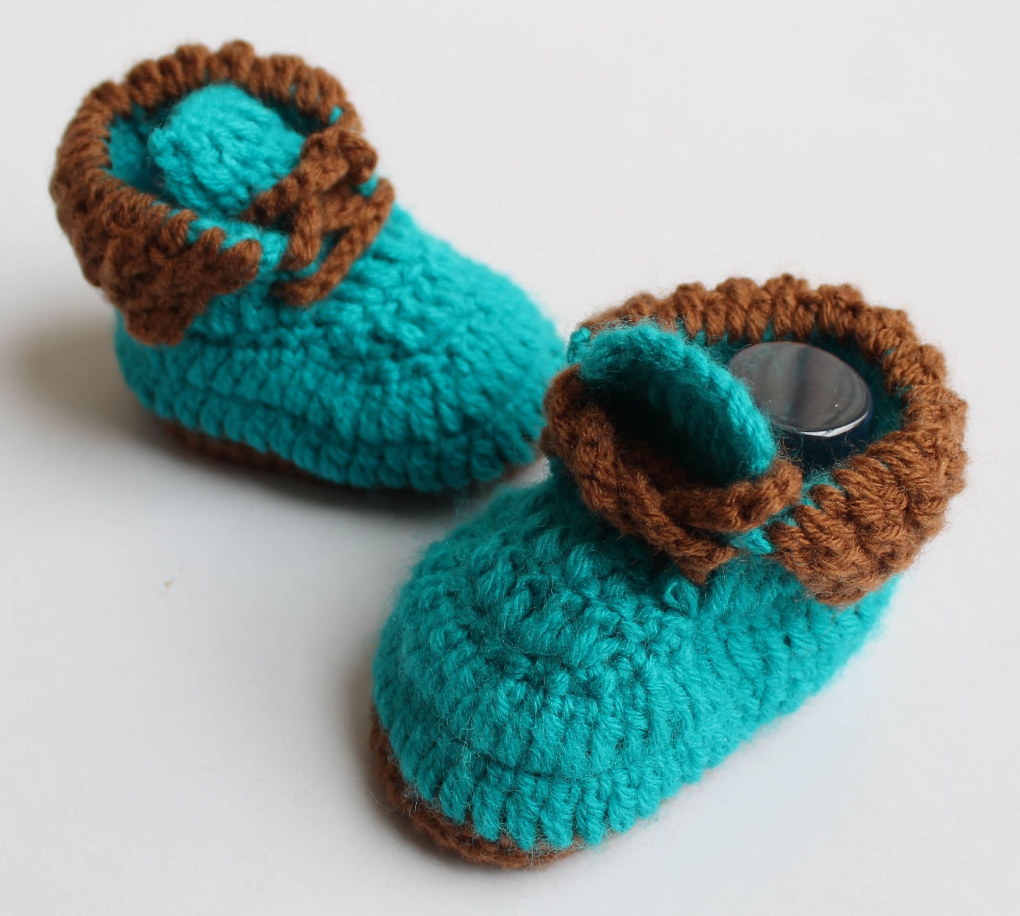 Woonie Handmade Dual Shaded Booties-Green