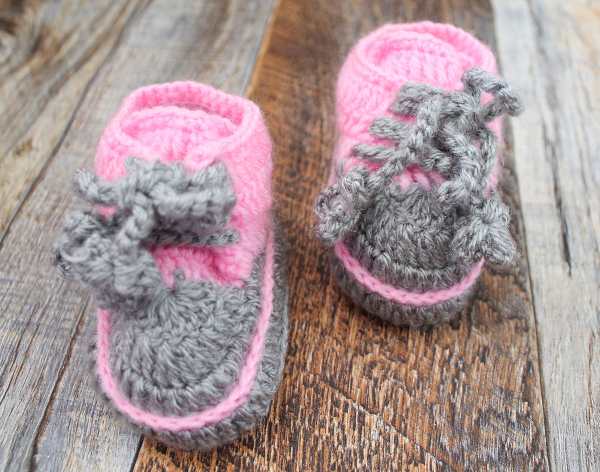 Woonie Handmade Shoes With Laces-Pink & Grey