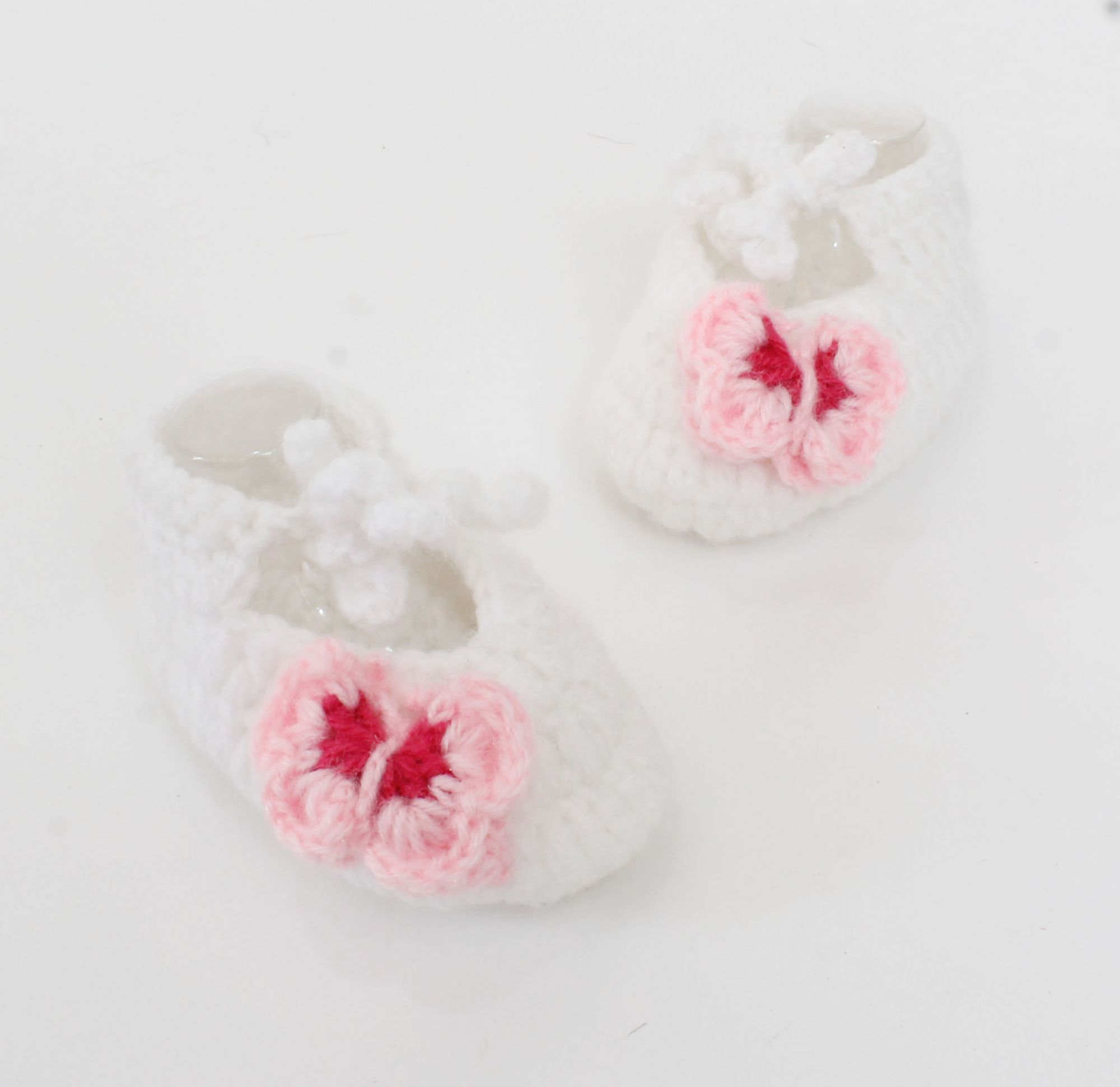 Woonie Handmade Butterfly Detailing Booties With Headband-White