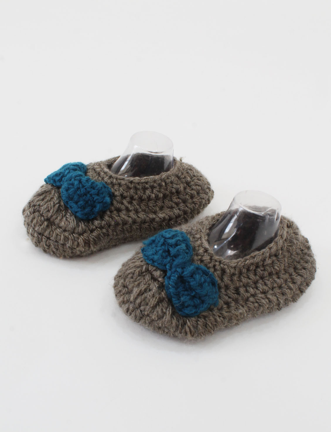 Woonie Crochet Bow Detail Booties - Grey