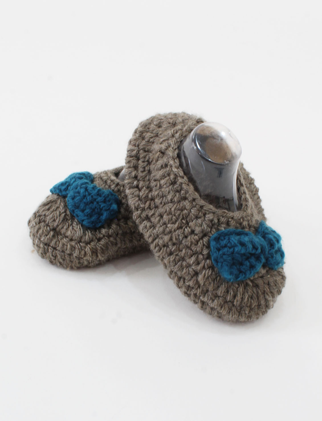 Woonie Crochet Bow Detail Booties - Grey