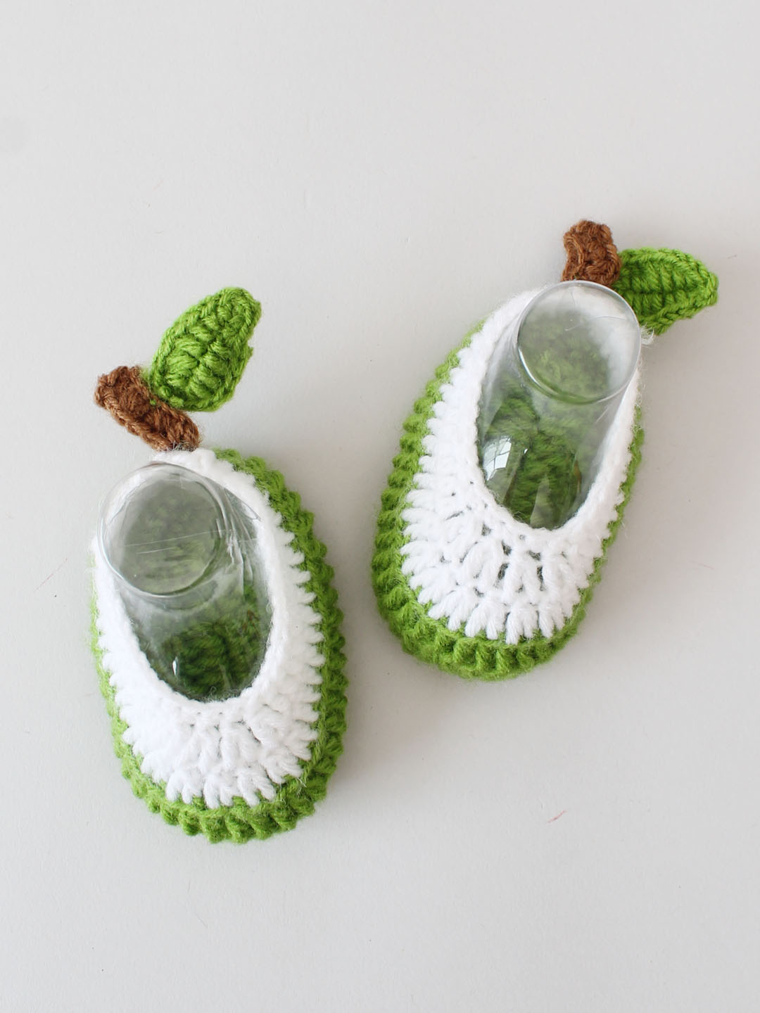 Woonie Crochet Guava Booties- Green