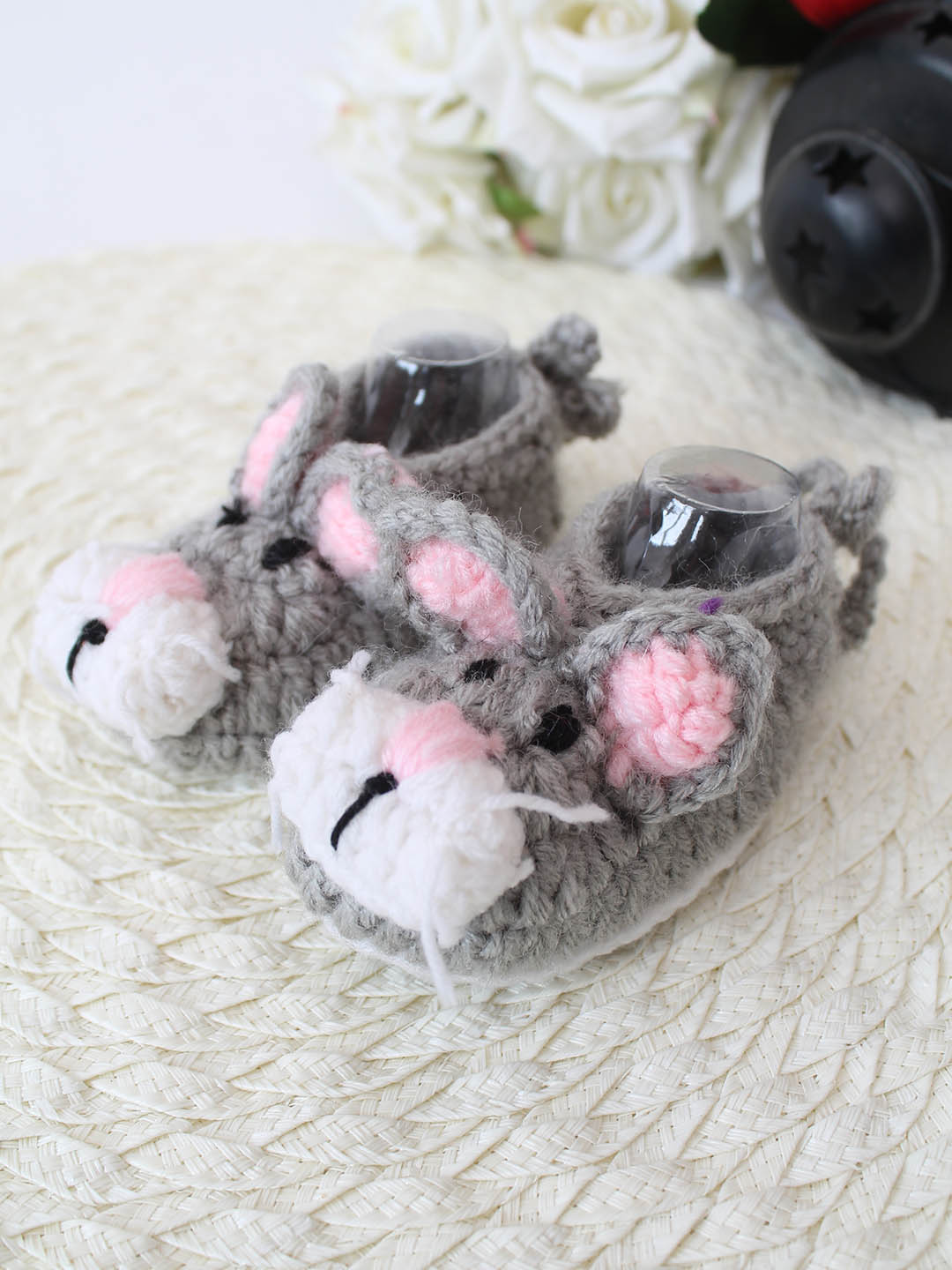 Woonie Crochet Mouse Design Booties- Grey