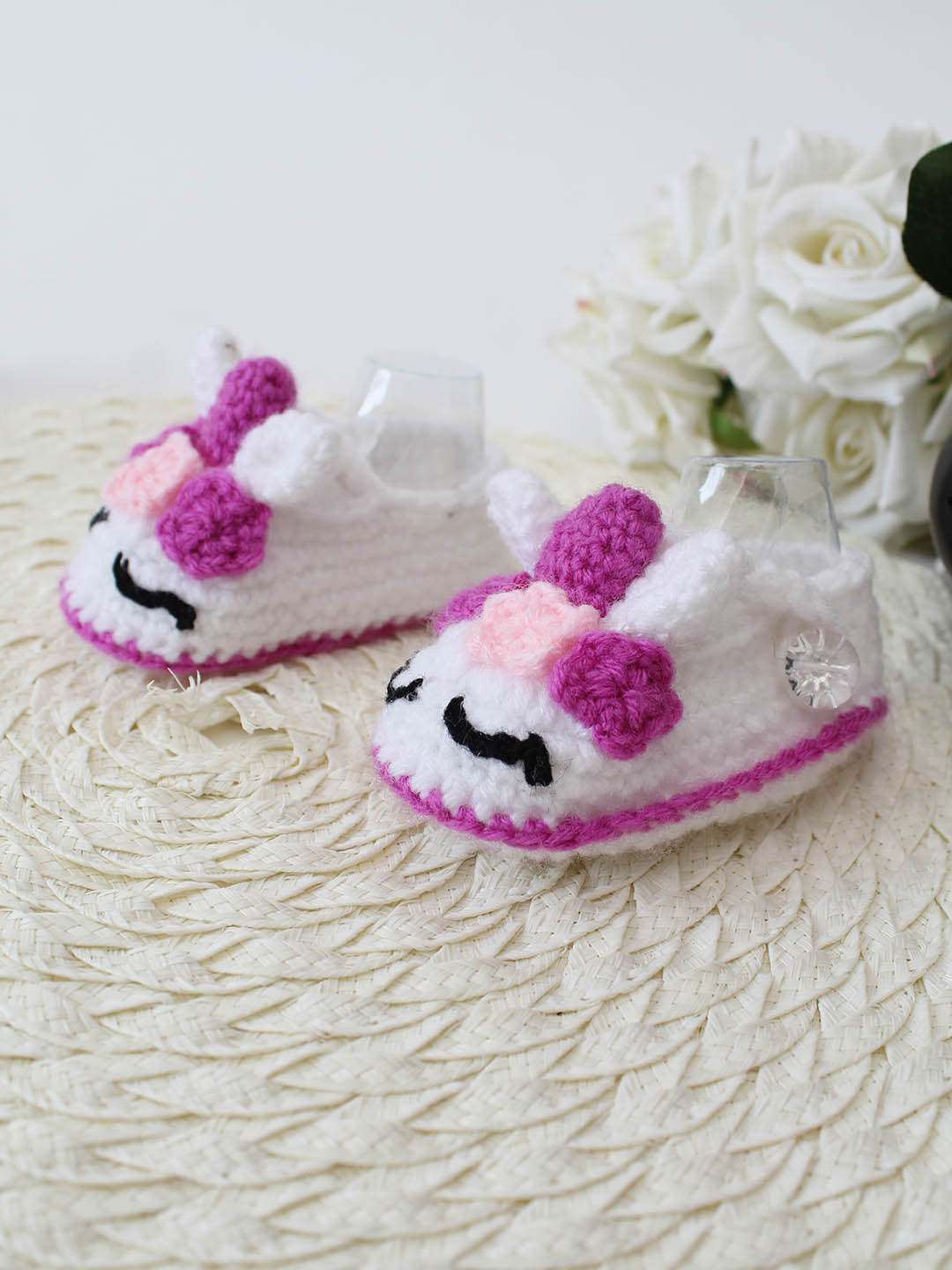 Woonie Crochet Unicorn Design Booties- White