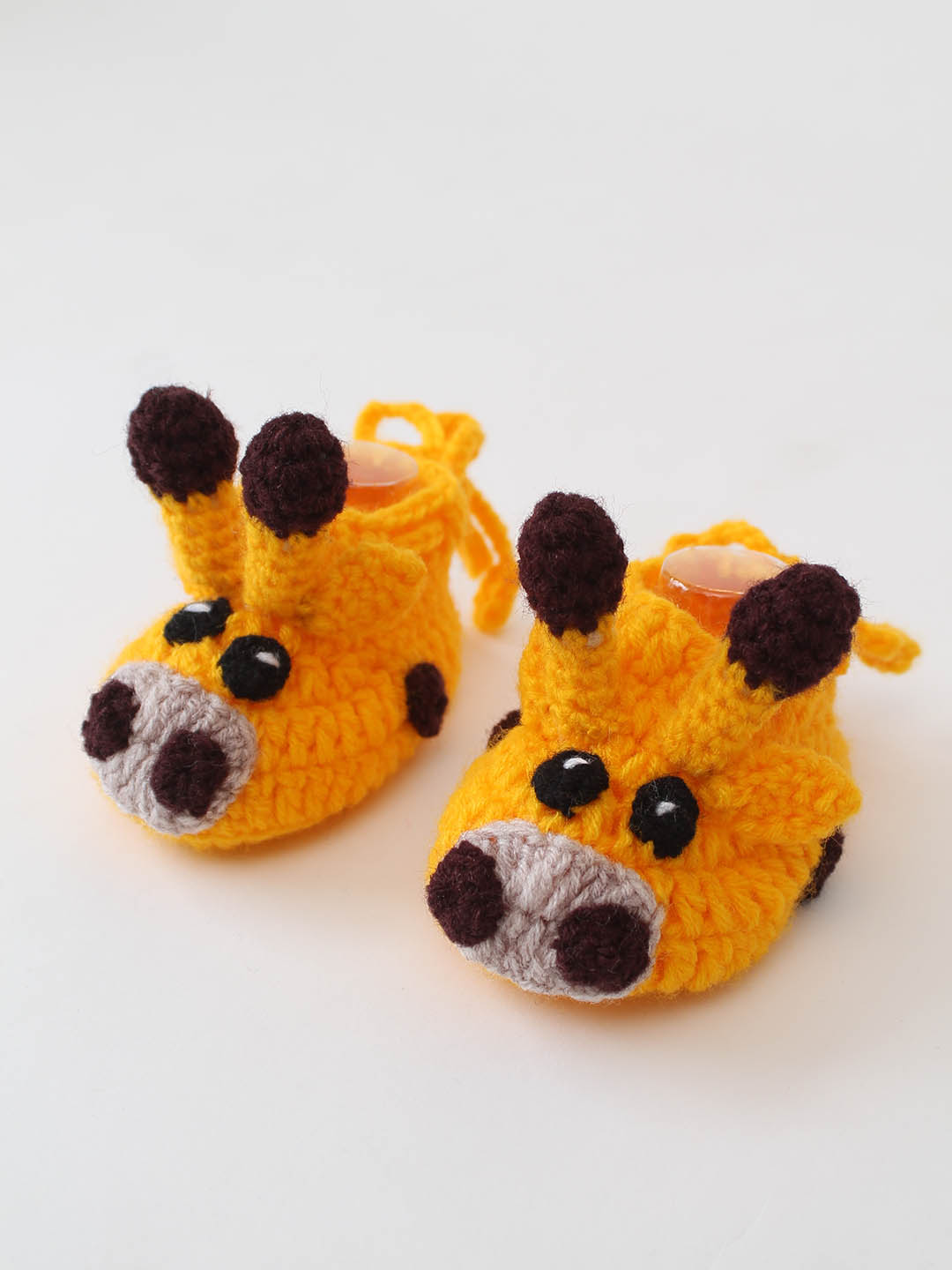Woonie Crochet Giraffe Booties- Yellow
