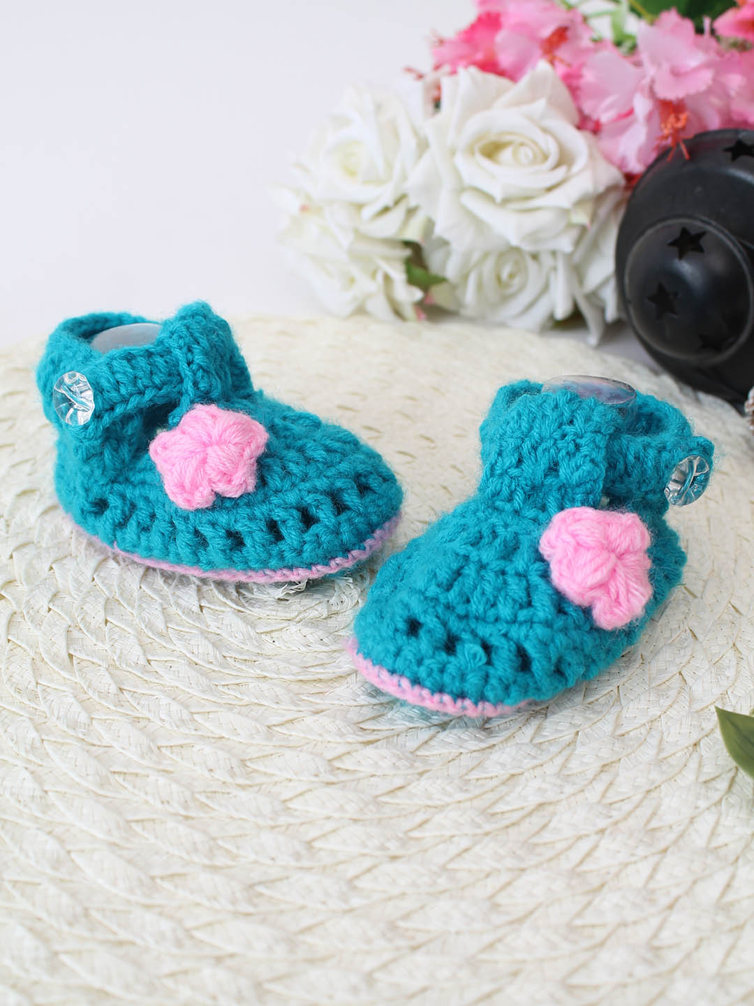 Woonie Crochet Floral Booties- Blue