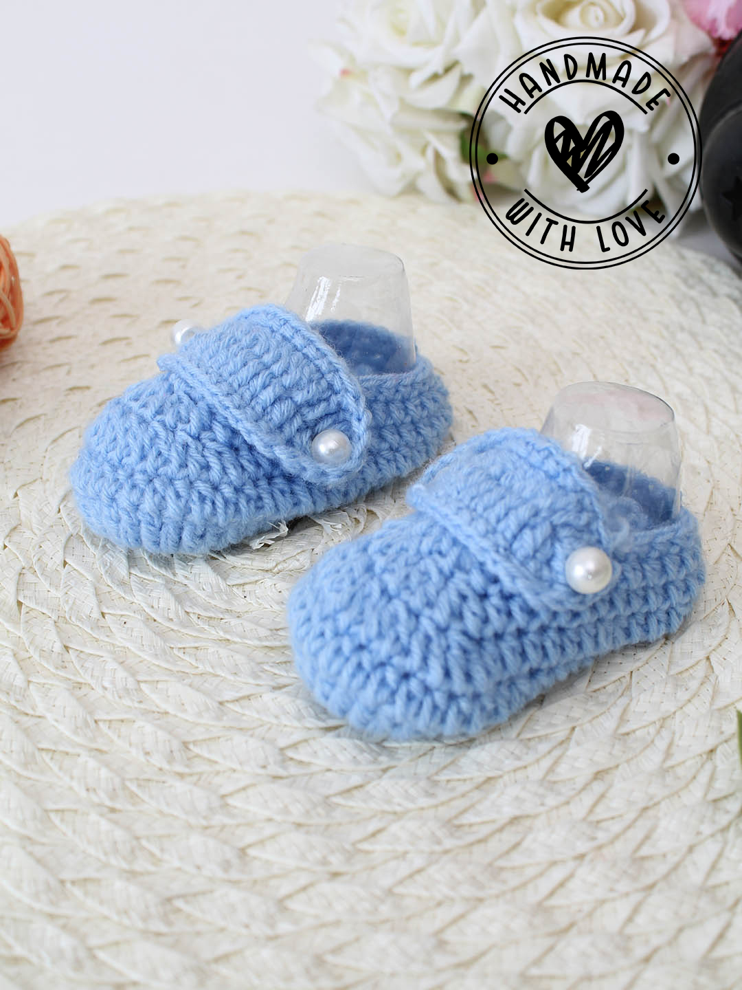 Woonie Crochet Pearl Booties- Blue
