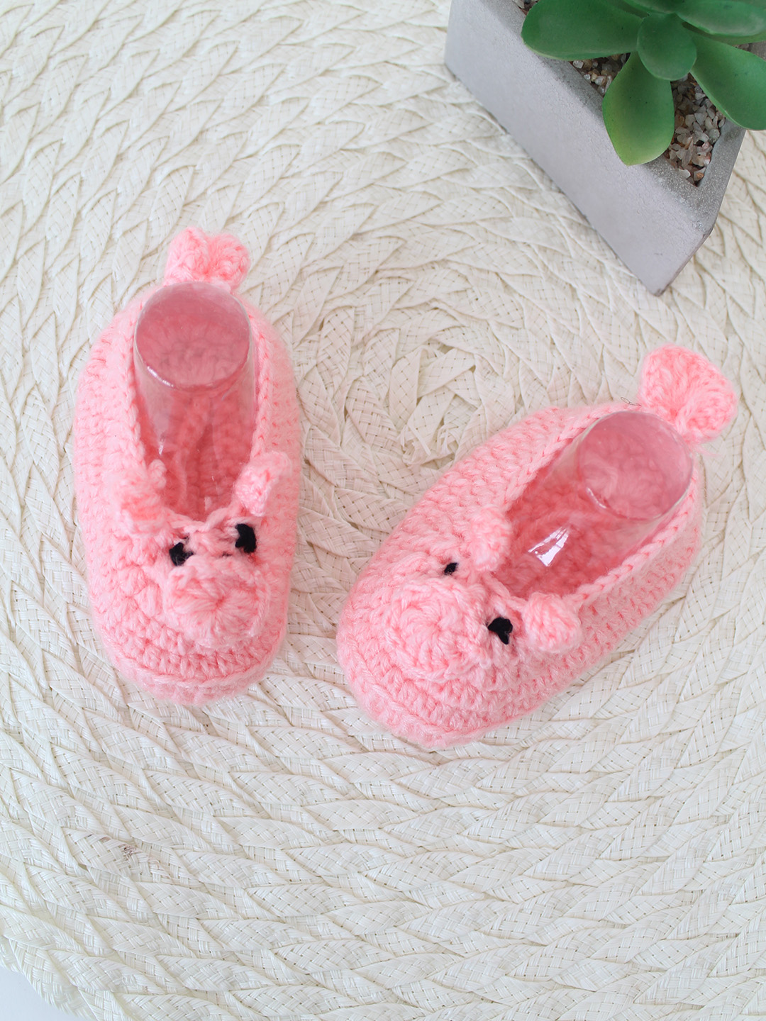 Woonie Crochet Handmade Pig Booties - Peach