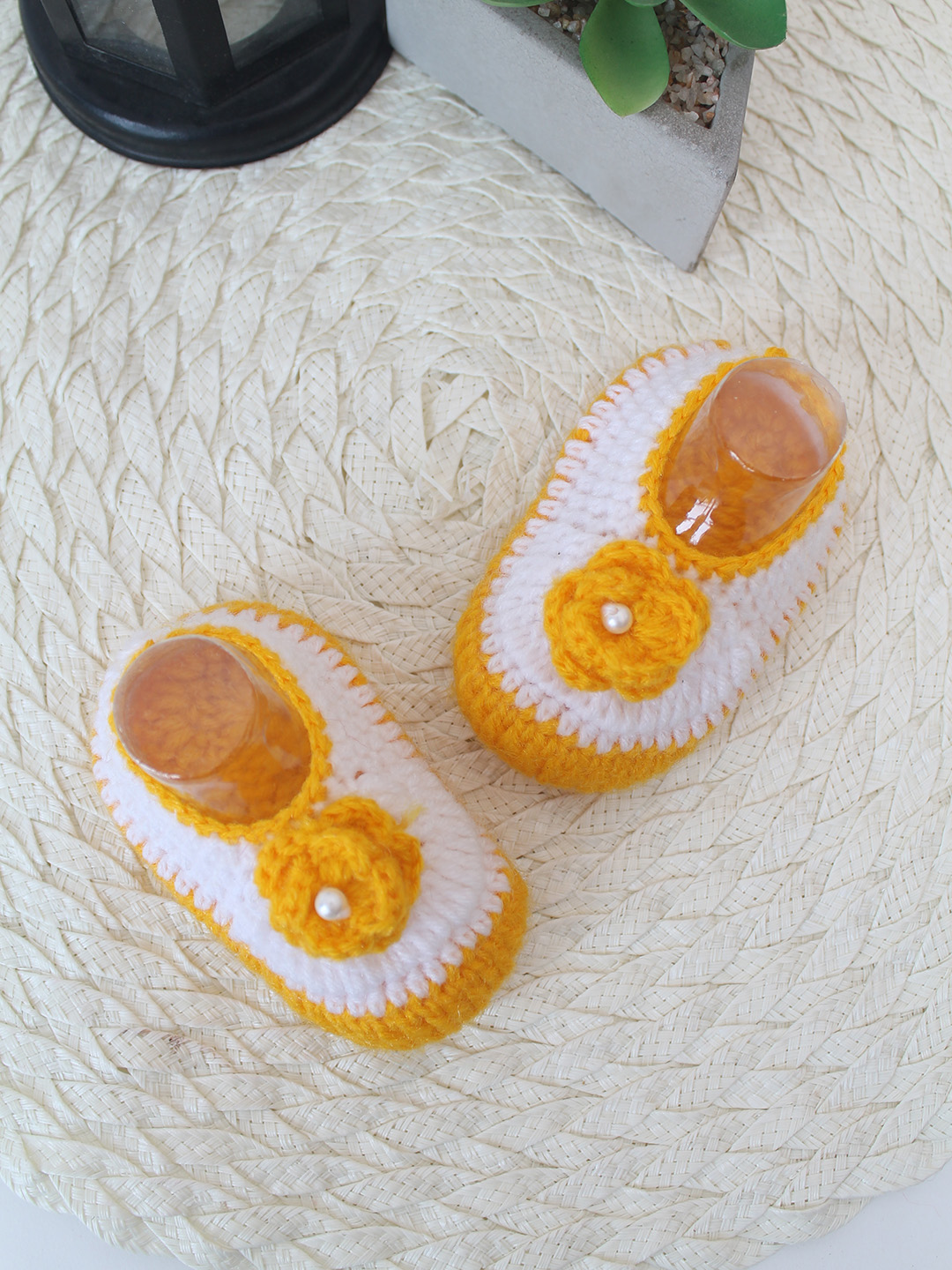 Woonie Crochet Handmade Floral Booties - Yellow