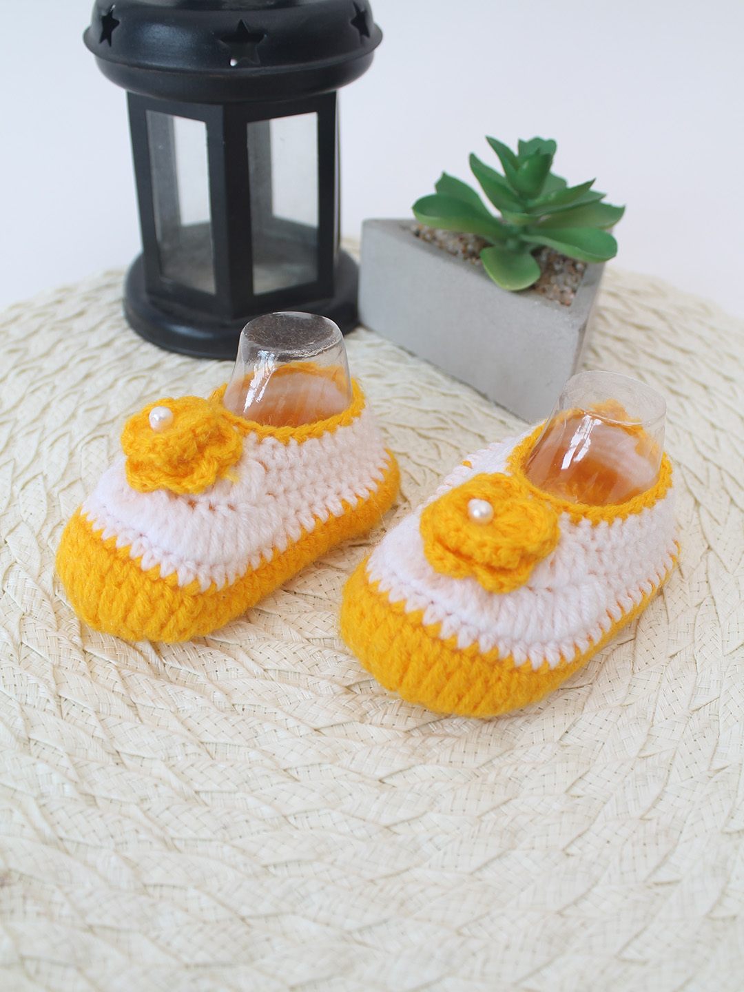 Woonie Crochet Handmade Floral Booties - Yellow