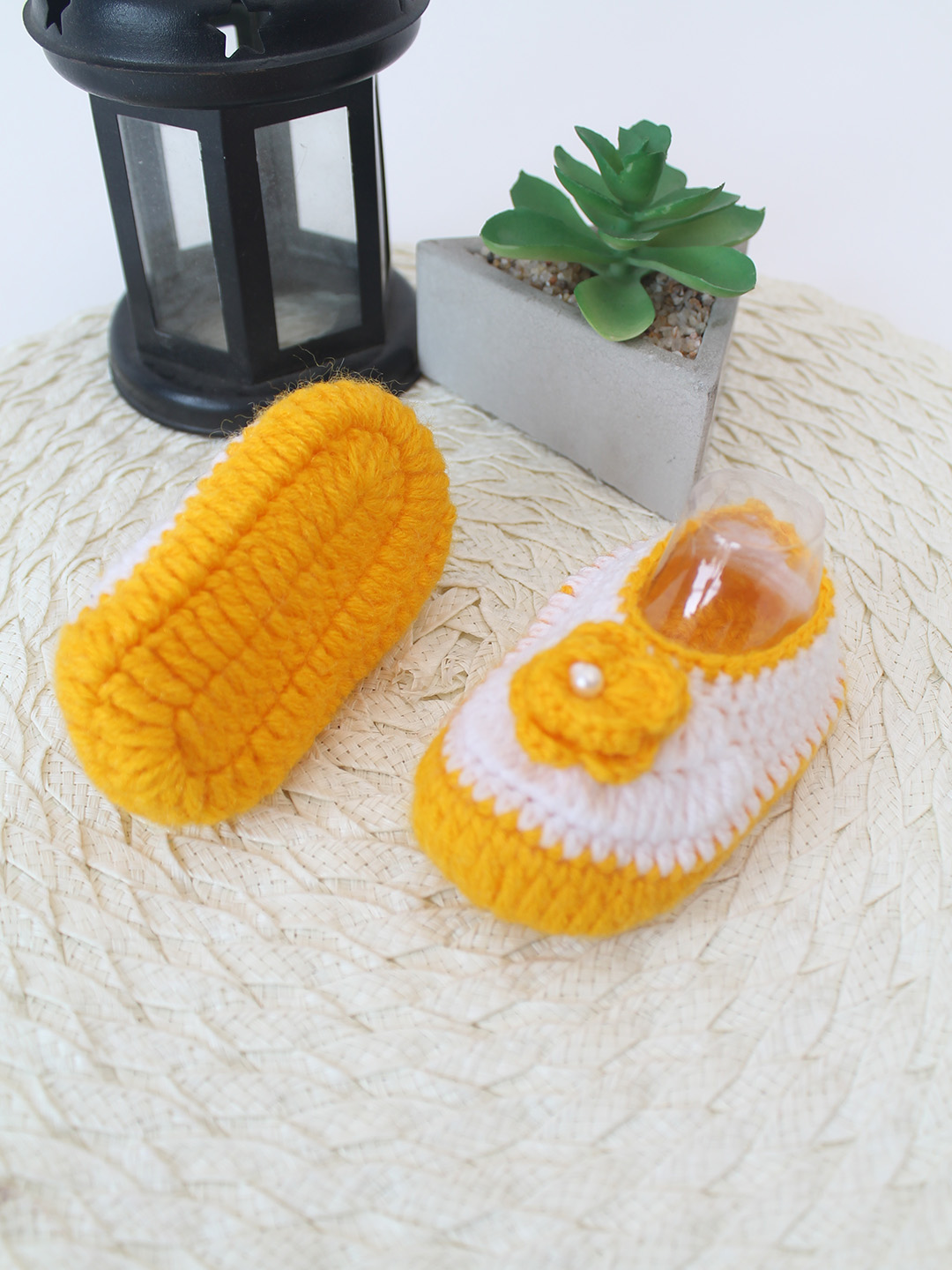 Woonie Crochet Handmade Floral Booties - Yellow