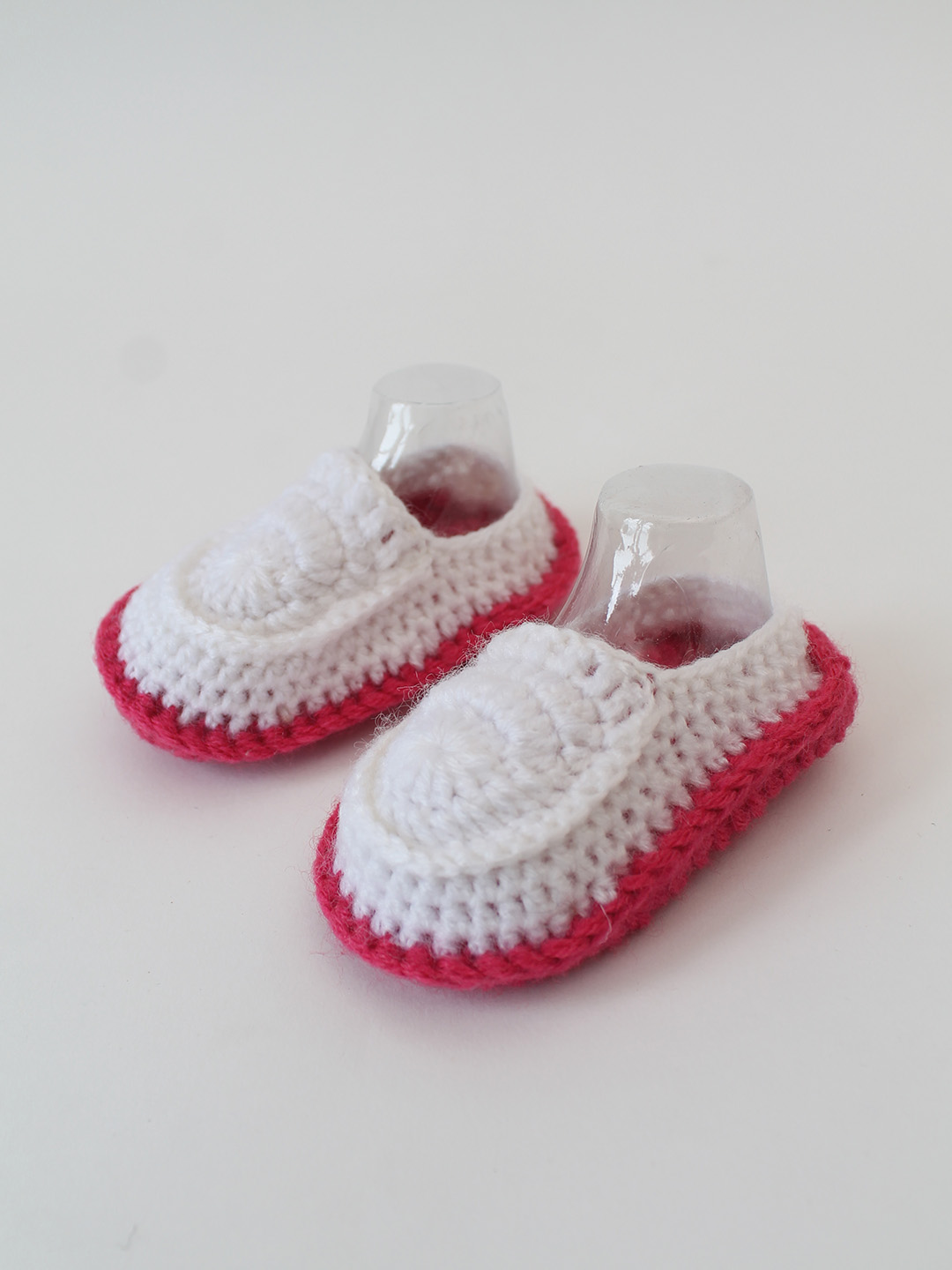Woonie Crochet Handmade Moccasins Style Booties - White