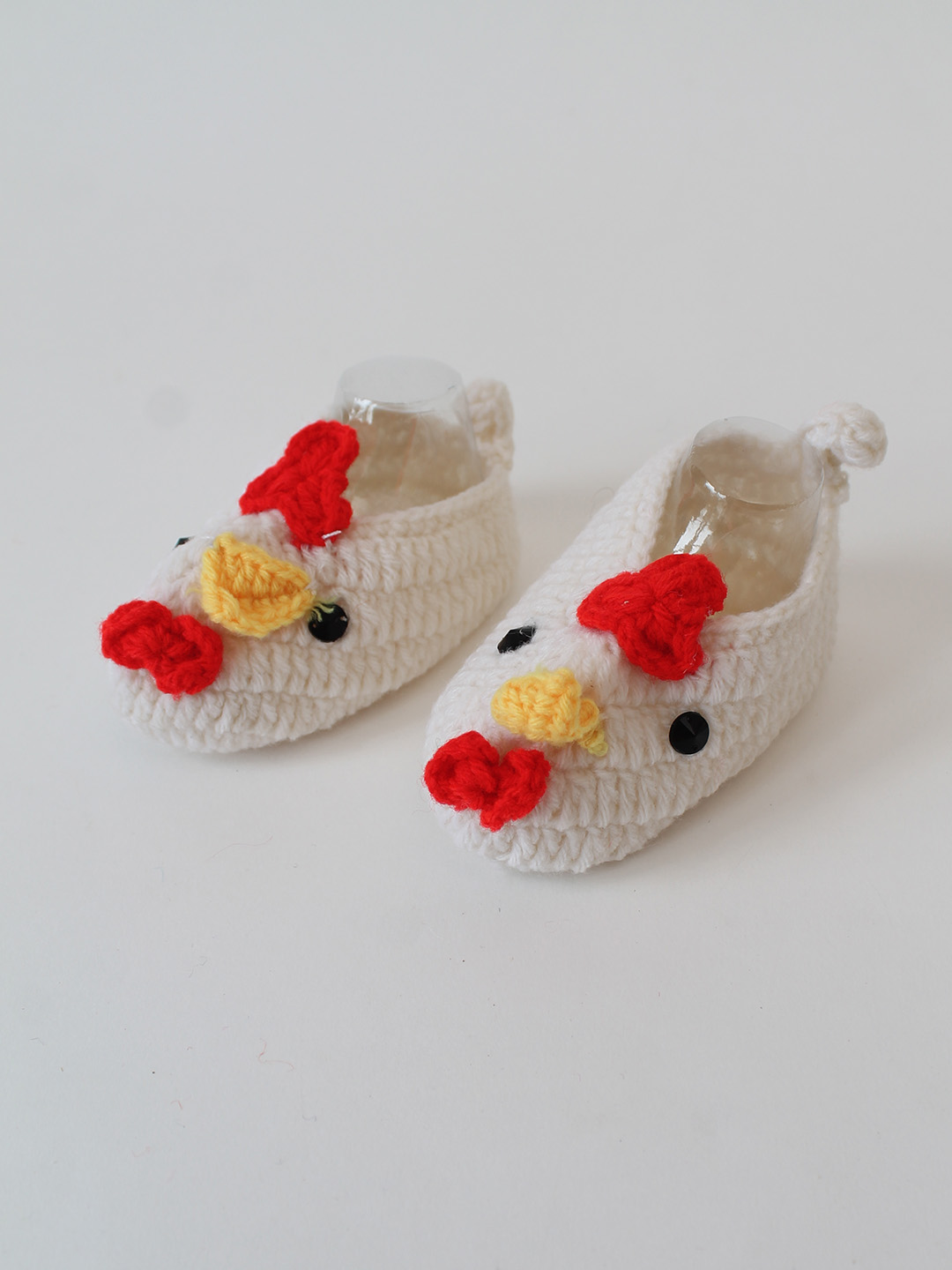 Woonie Crochet Handmade Hen Booties - White